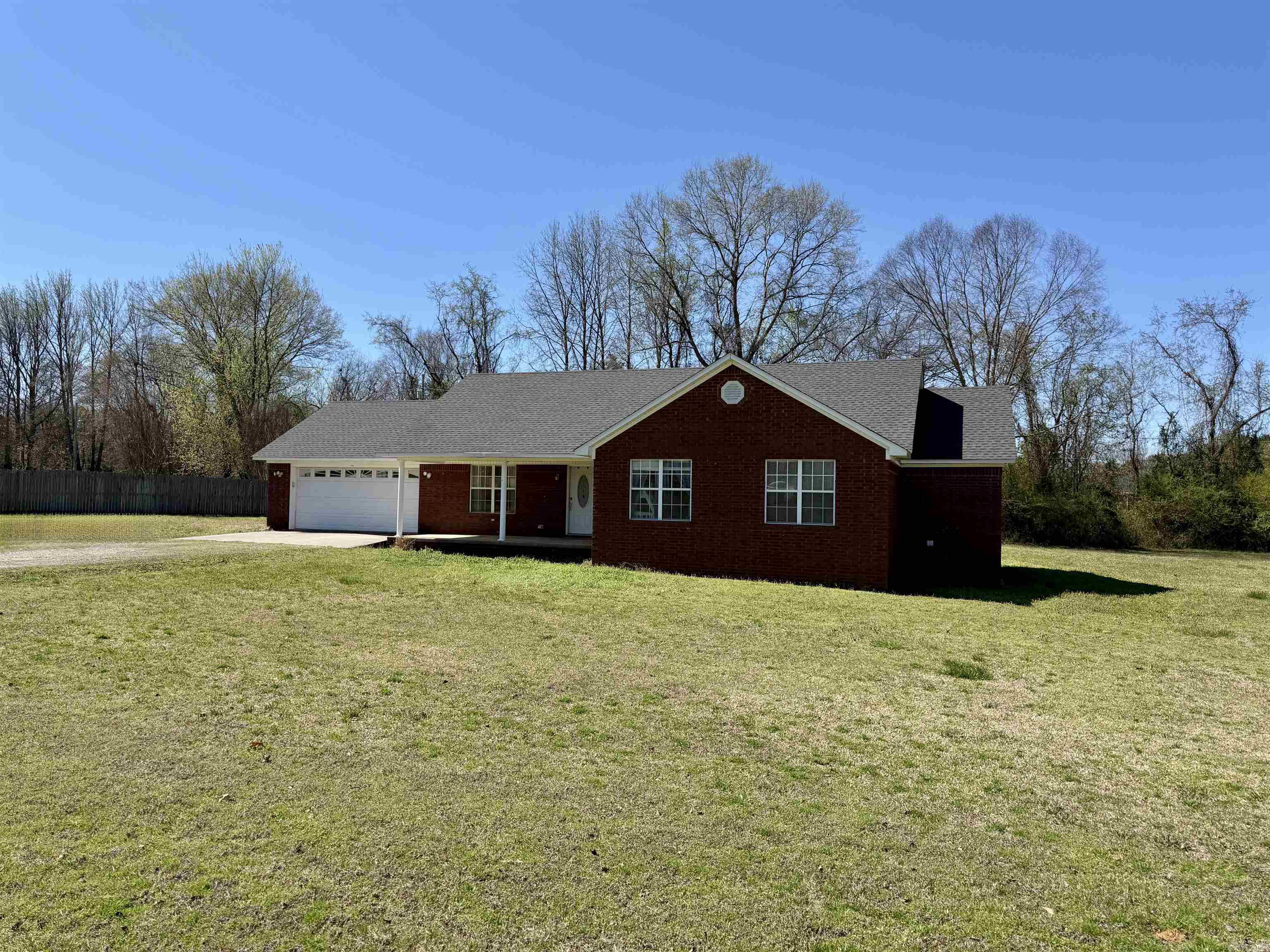 LAKEWOOD - Residential