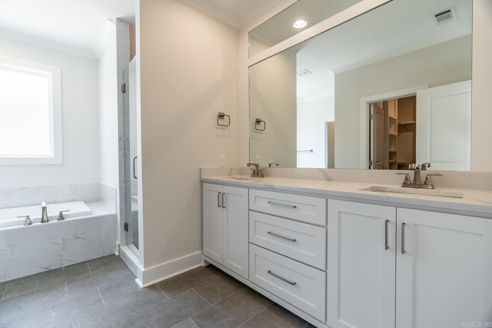 WOODLANDS PARK SUB - Residential