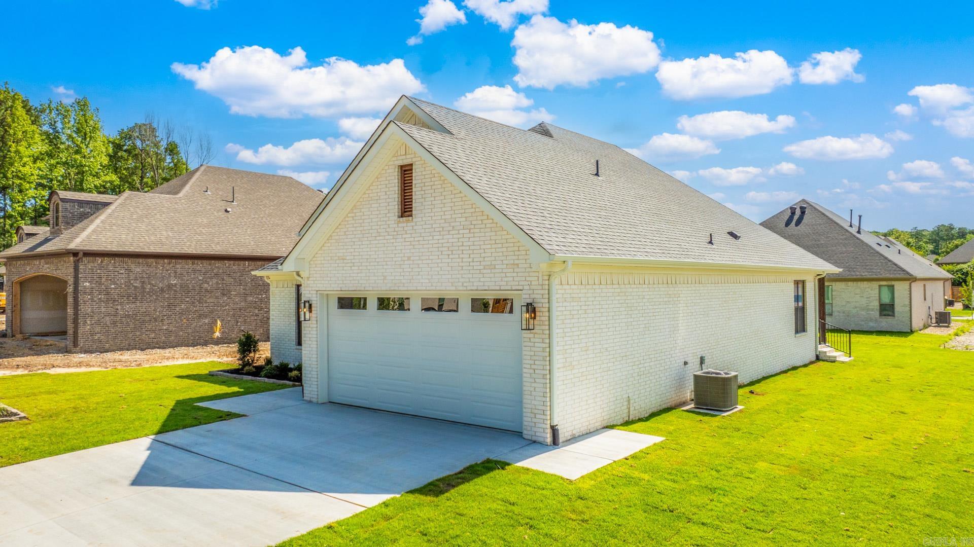 WOODLANDS PARK SUB - Residential