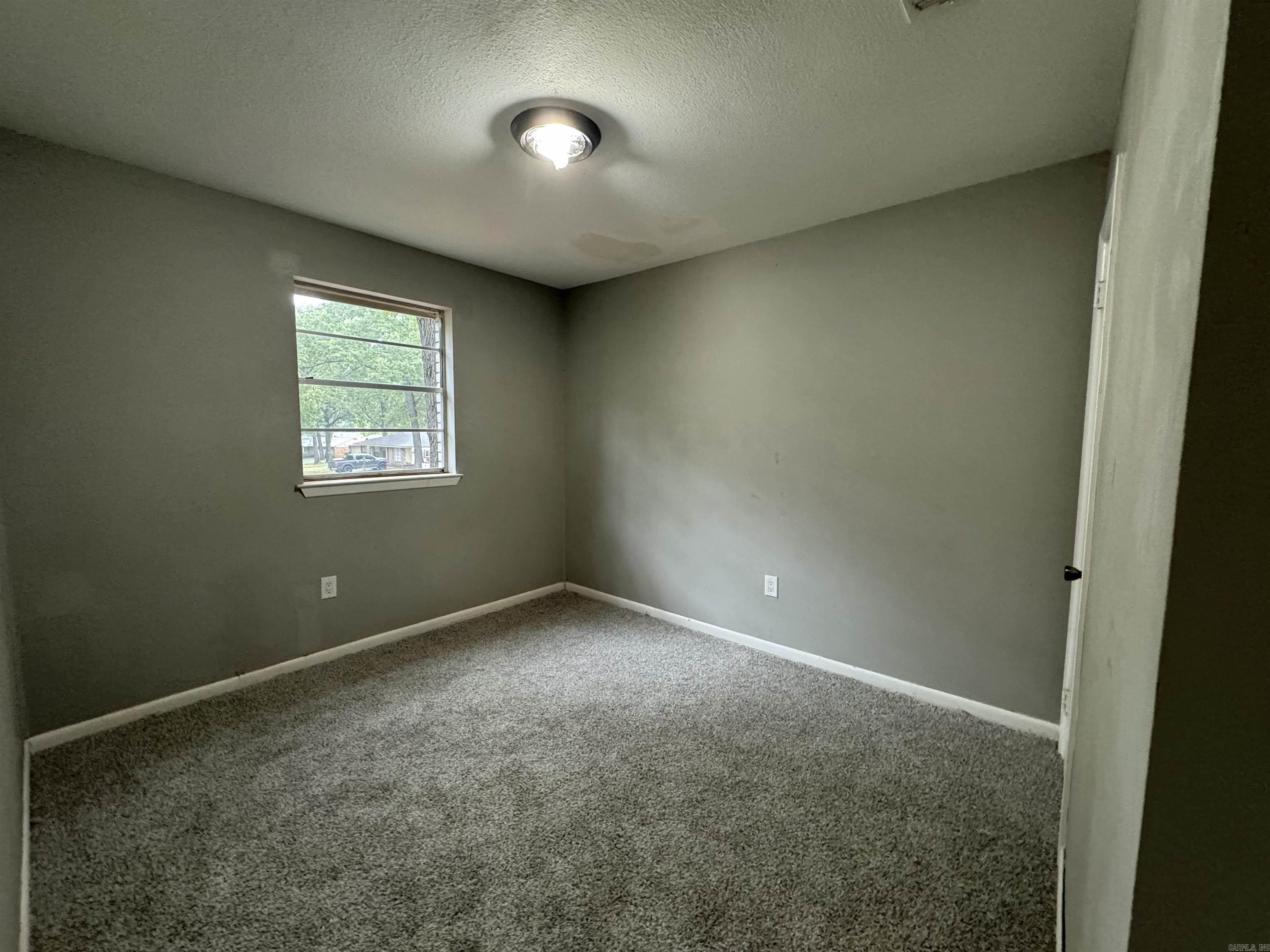 NORTH HILLS MANOR - Residential