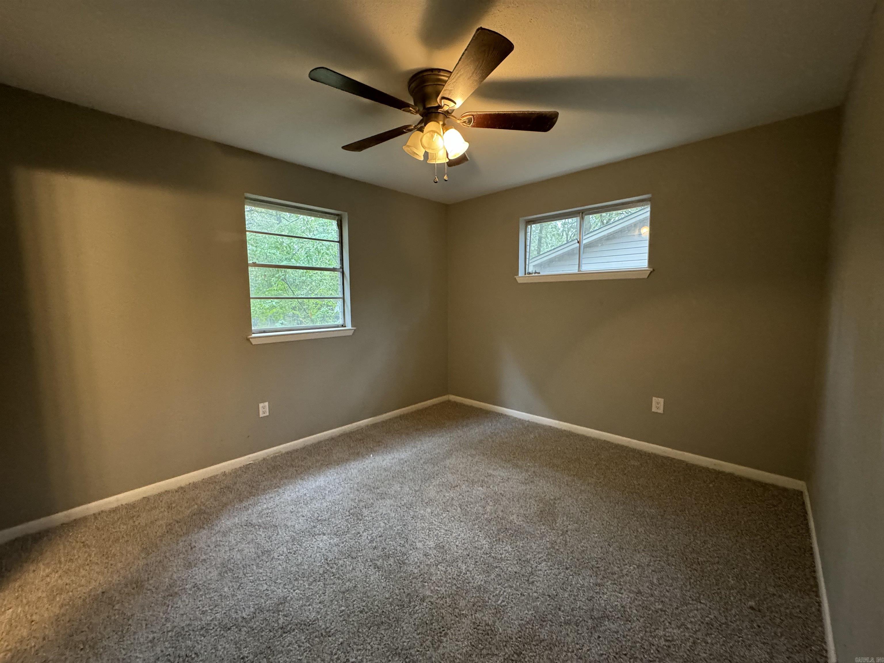 NORTH HILLS MANOR - Residential