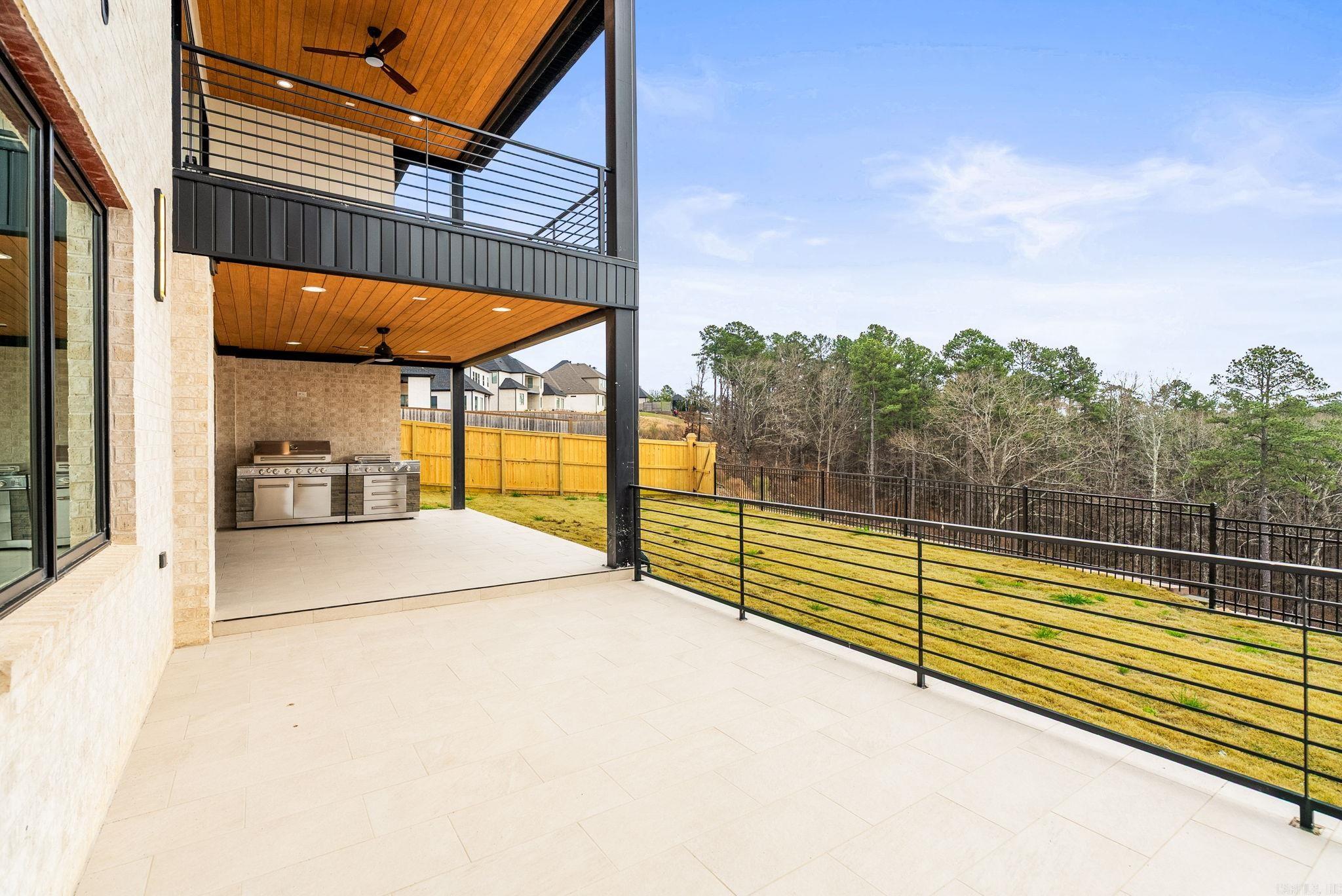 CHENAL VALLEY FALSTONE COURT - Residential