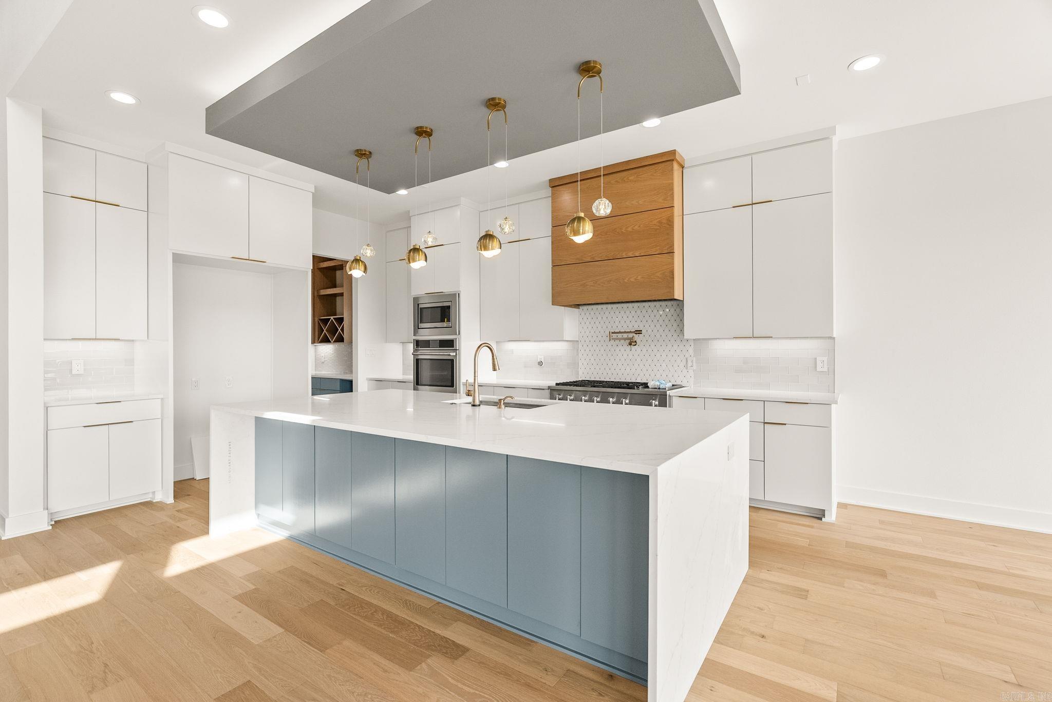 CHENAL VALLEY FALSTONE COURT - Residential