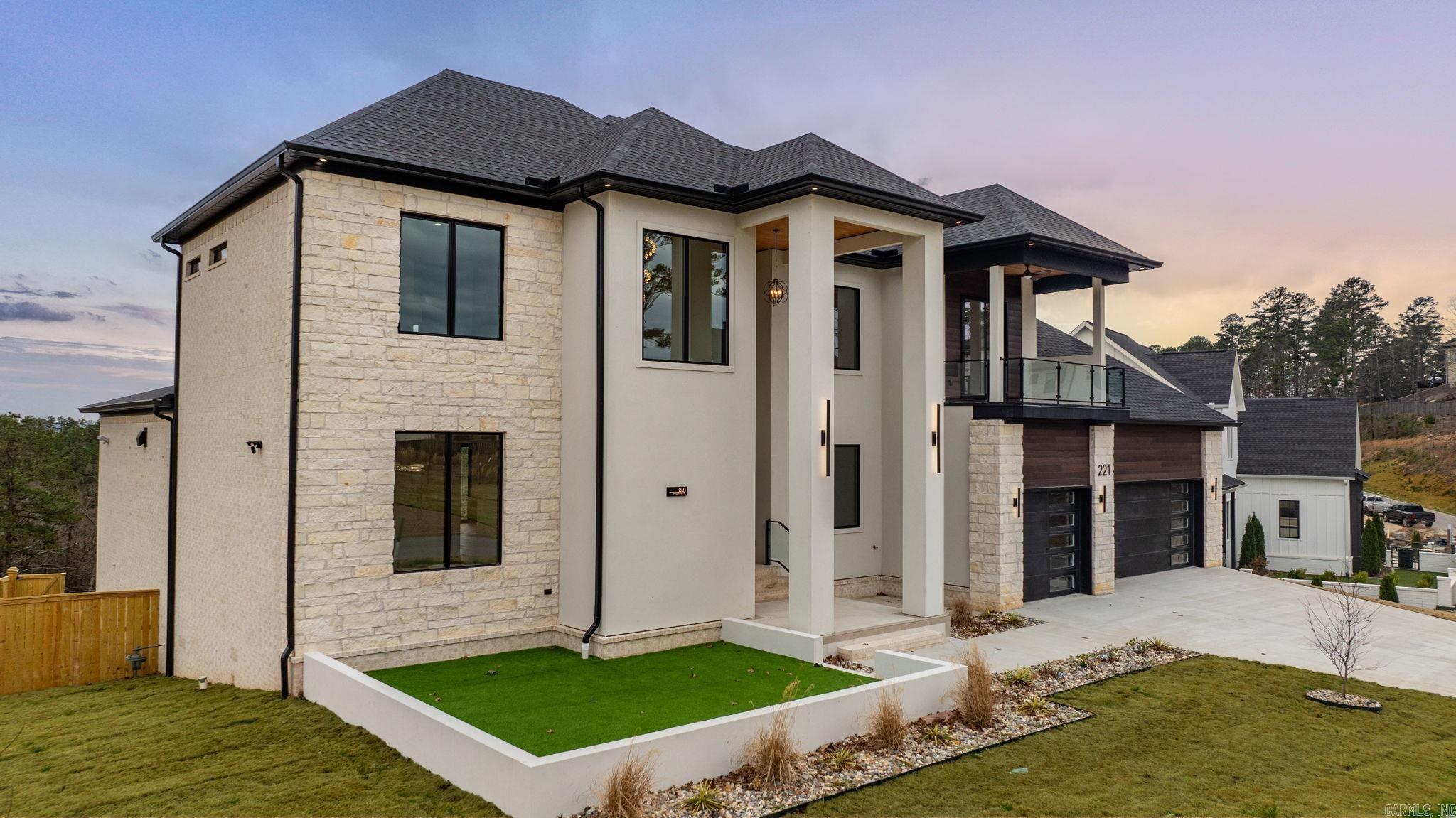 CHENAL VALLEY FALSTONE COURT - Residential