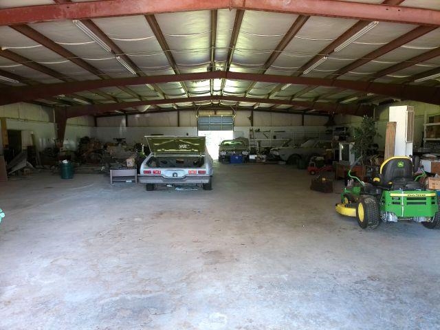 Metes & Bounds - Land