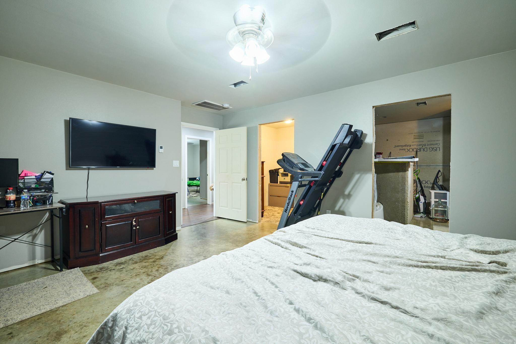 ARKANSAS HGTS - Residential