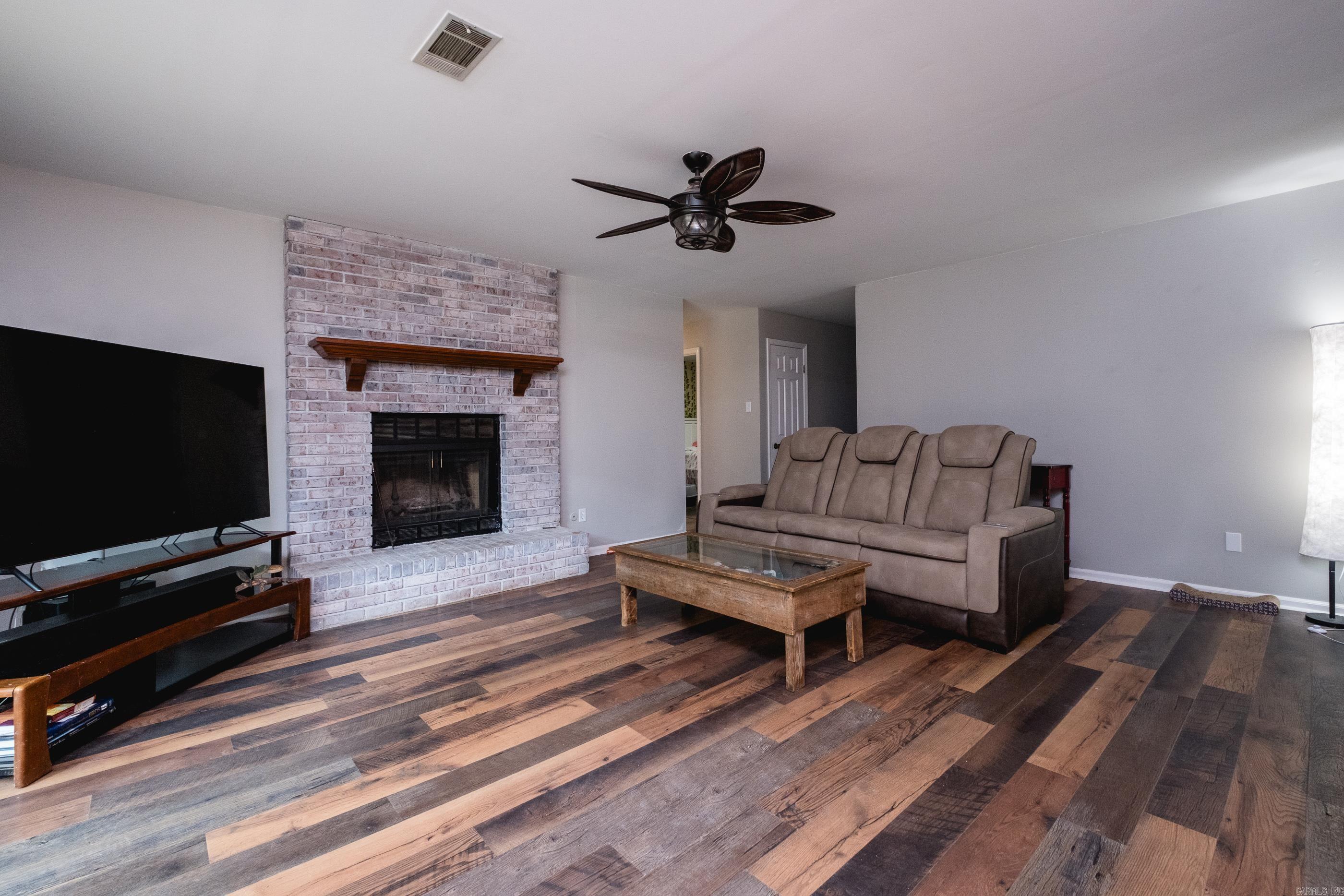 ROLLING OAKS ADDN - Residential