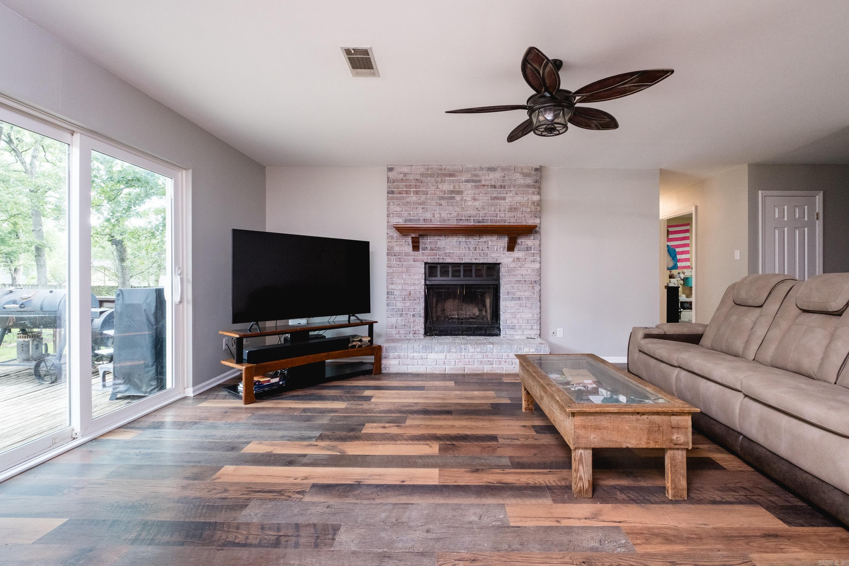 ROLLING OAKS ADDN - Residential