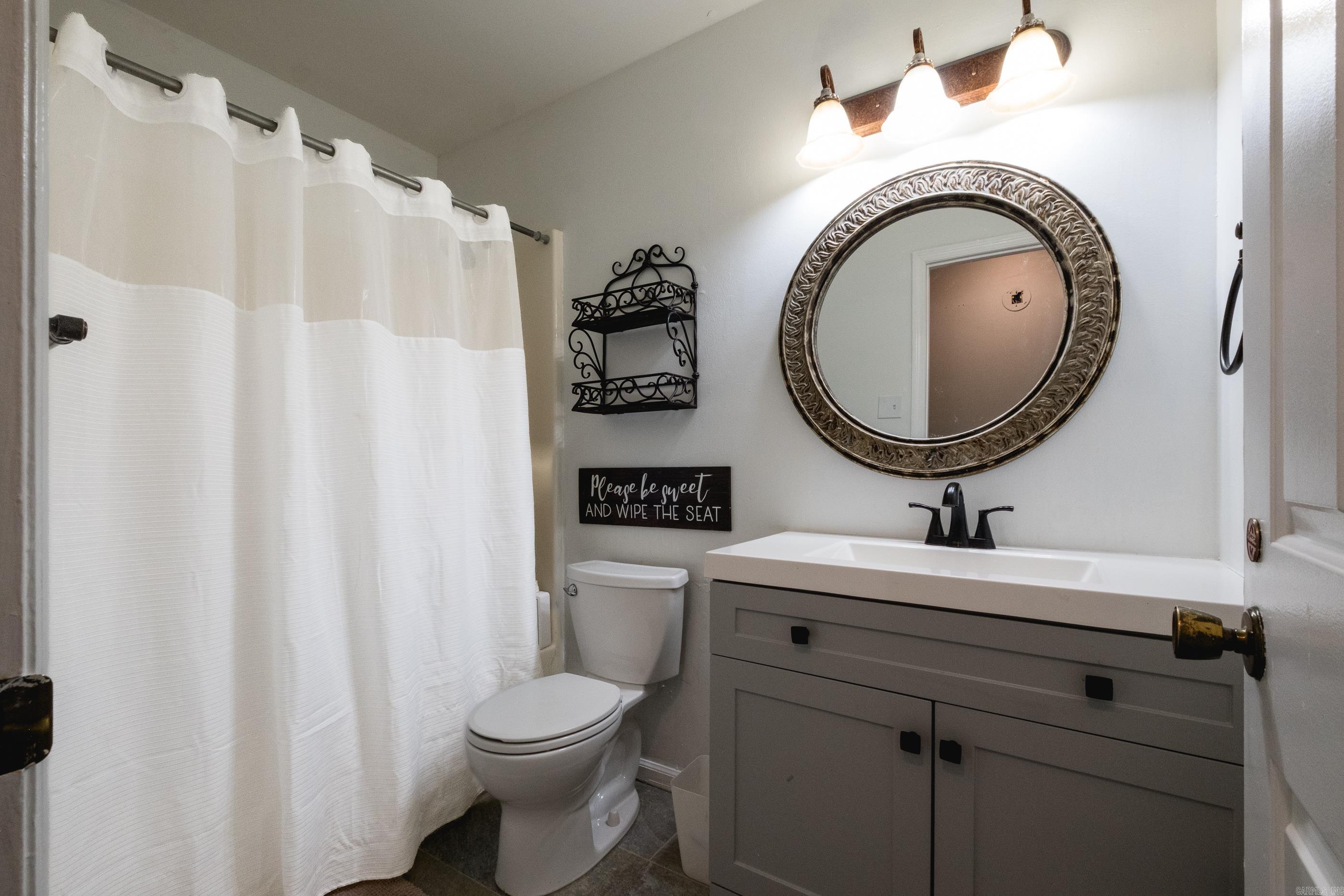ROLLING OAKS ADDN - Residential