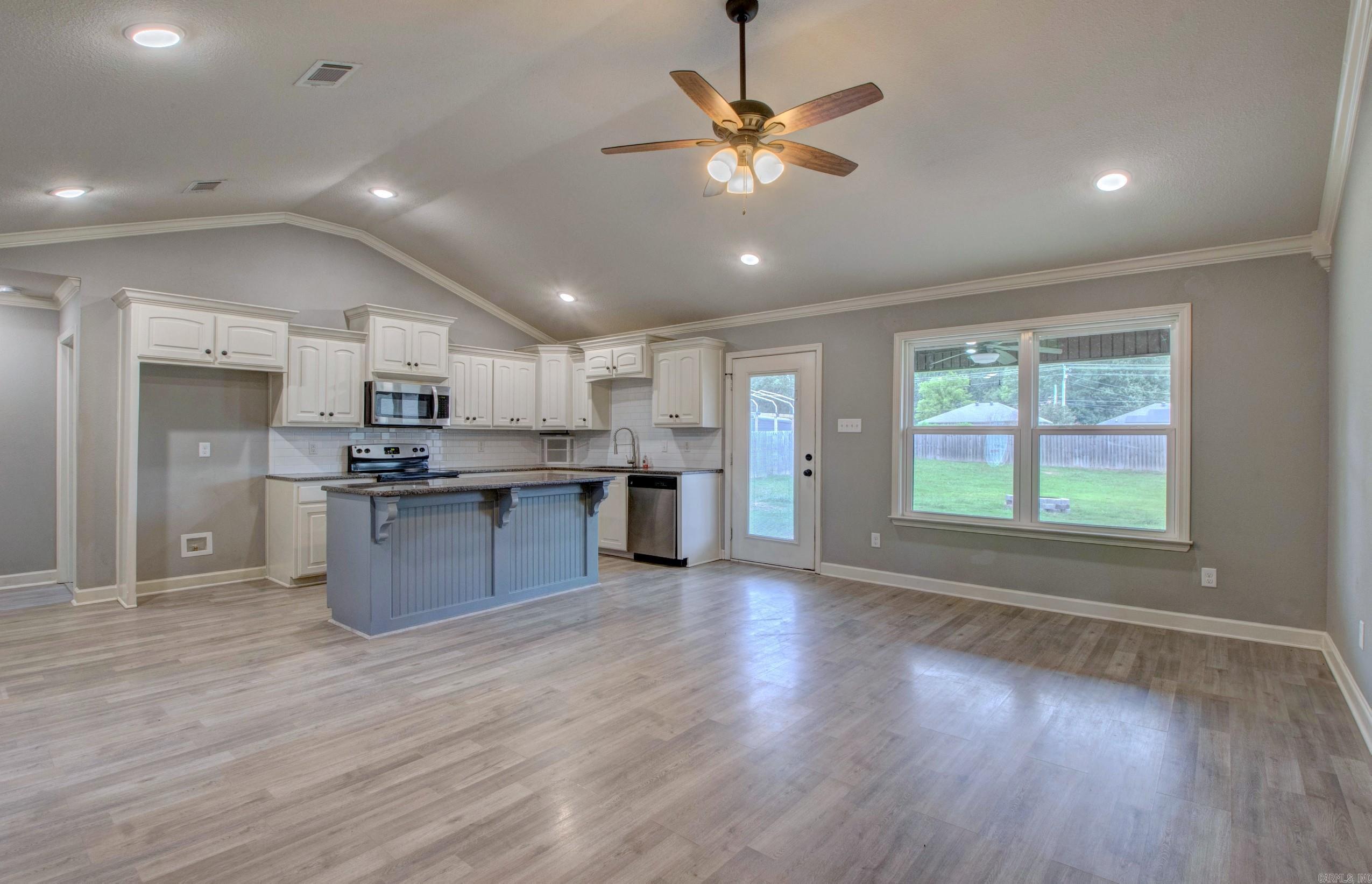 LILLY ANN PLACE - Residential