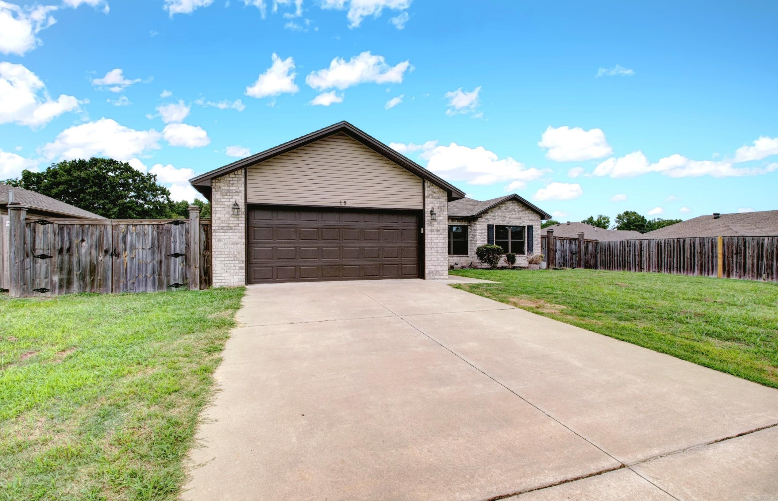 LILLY ANN PLACE - Residential