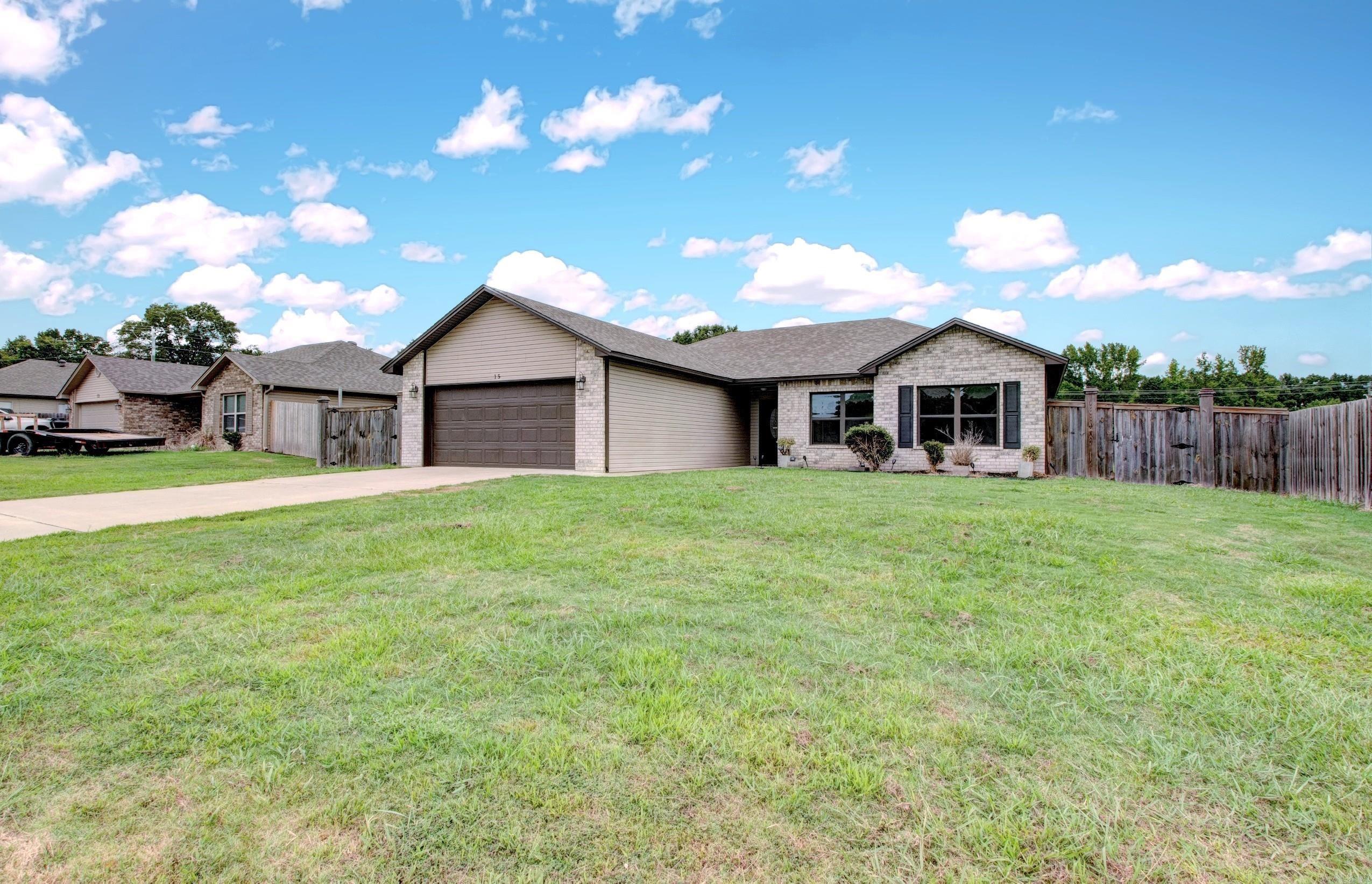 LILLY ANN PLACE - Residential