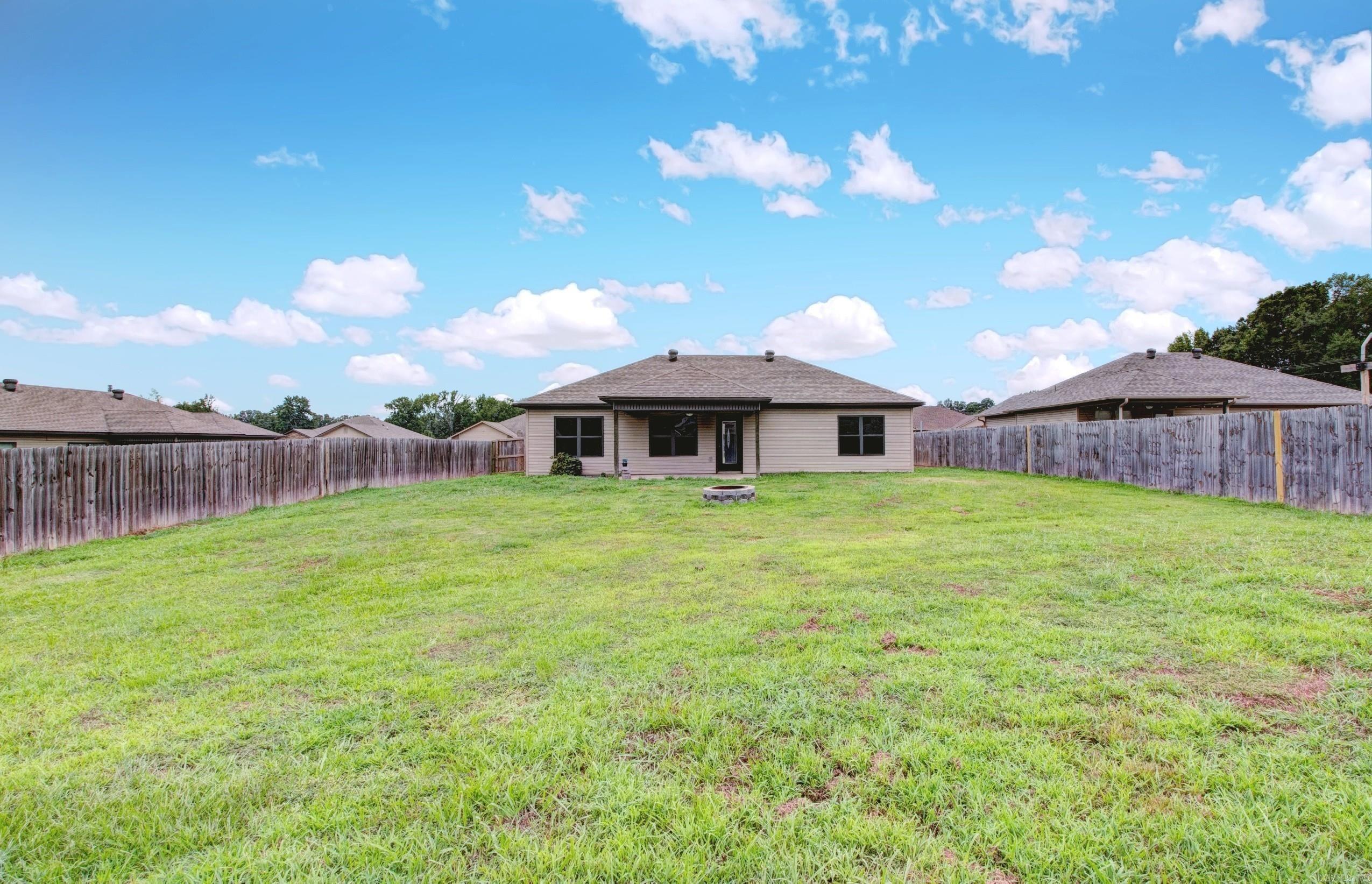 LILLY ANN PLACE - Residential