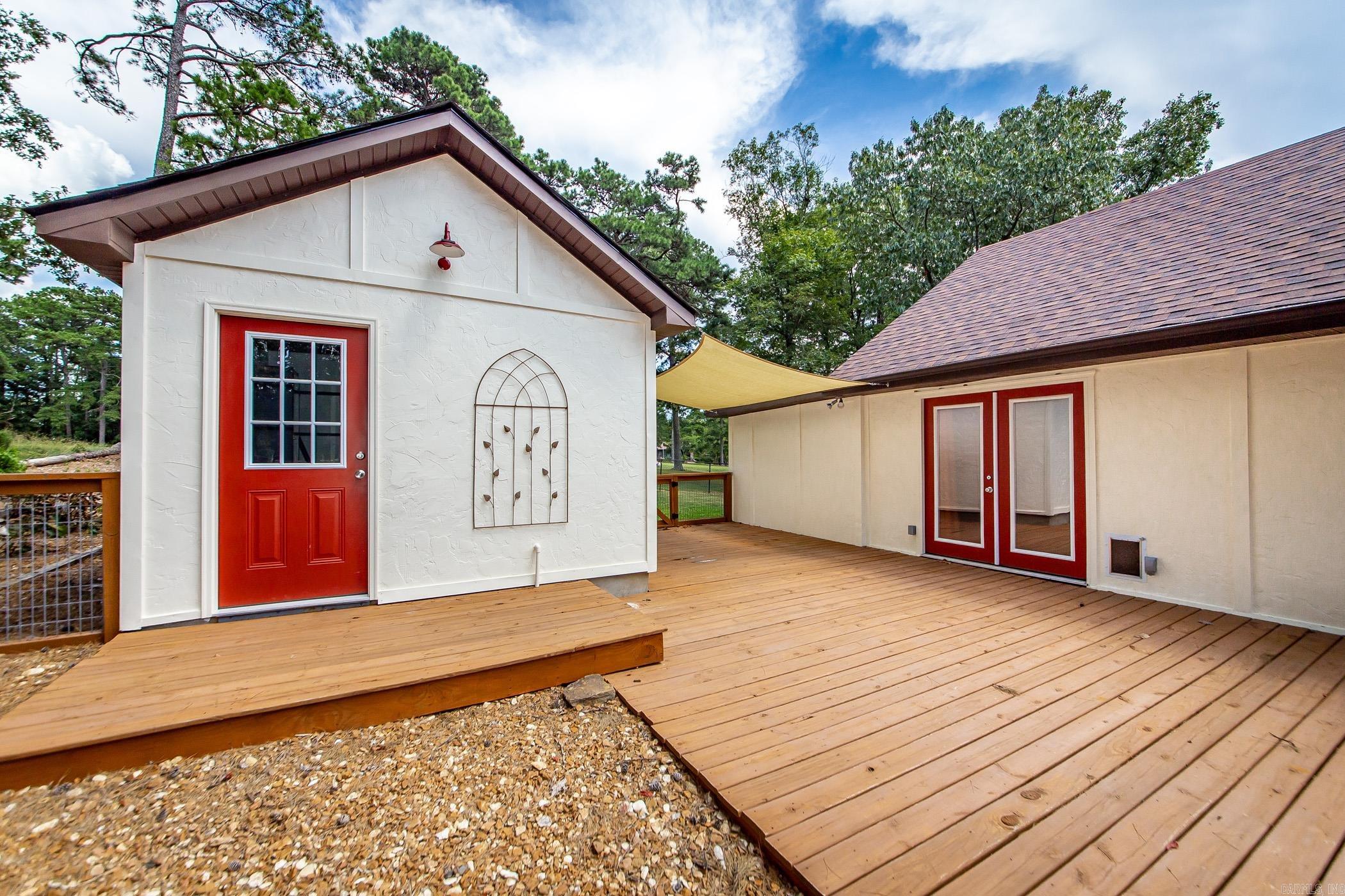 INDIAN HILLS - Residential