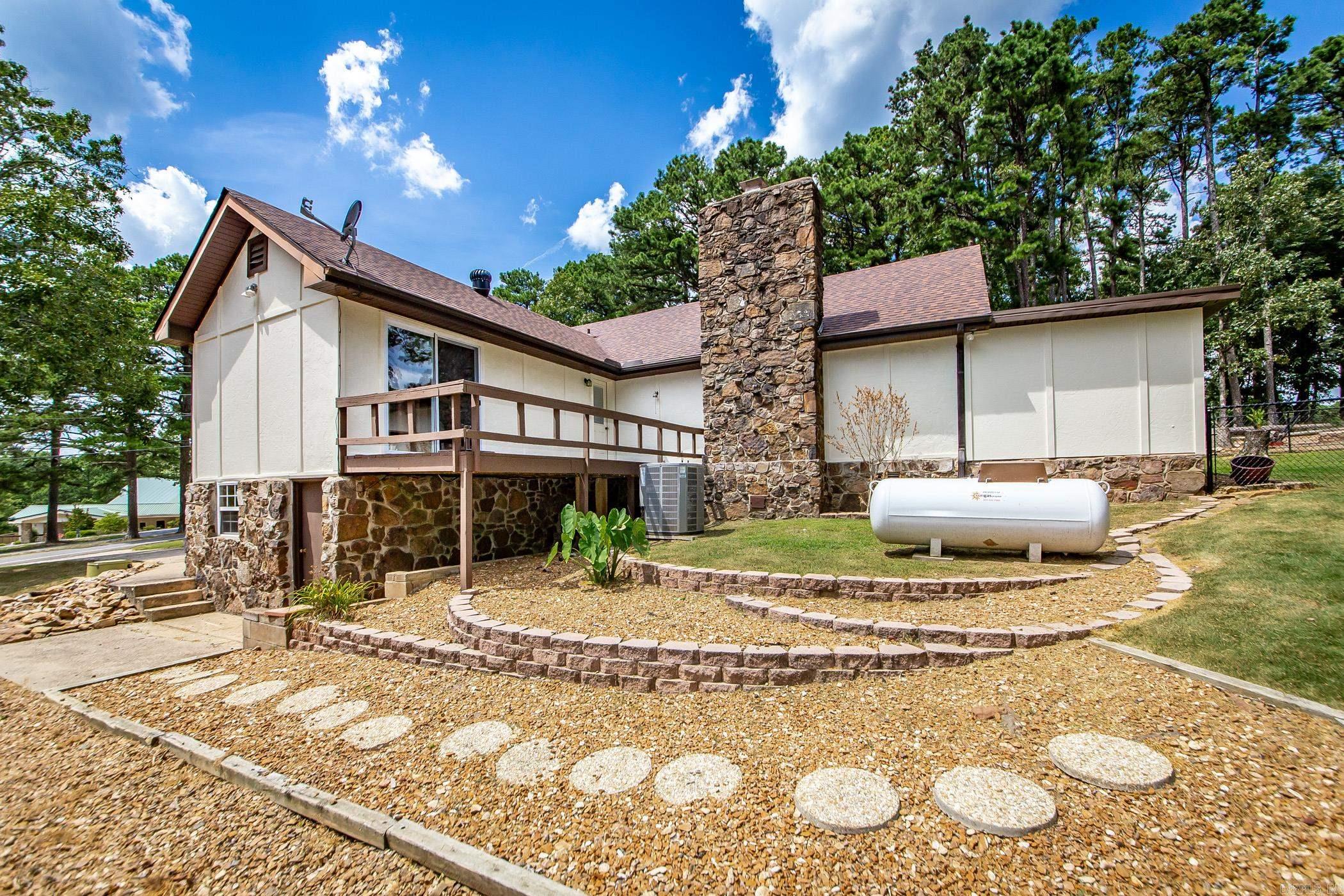 INDIAN HILLS - Residential