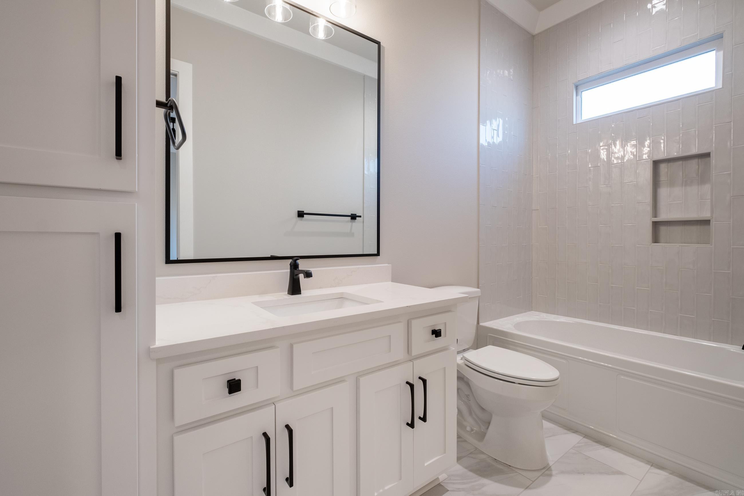 CHENAL VALLEY ABINGTON COURT - Residential