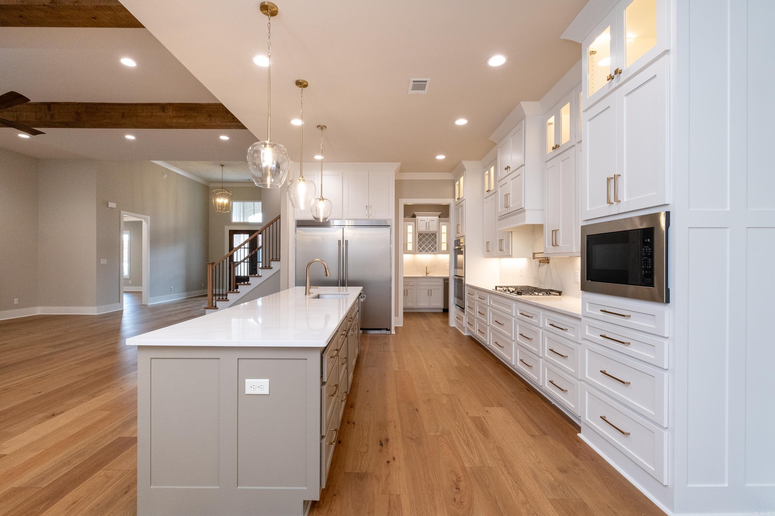 CHENAL VALLEY ABINGTON COURT - Residential