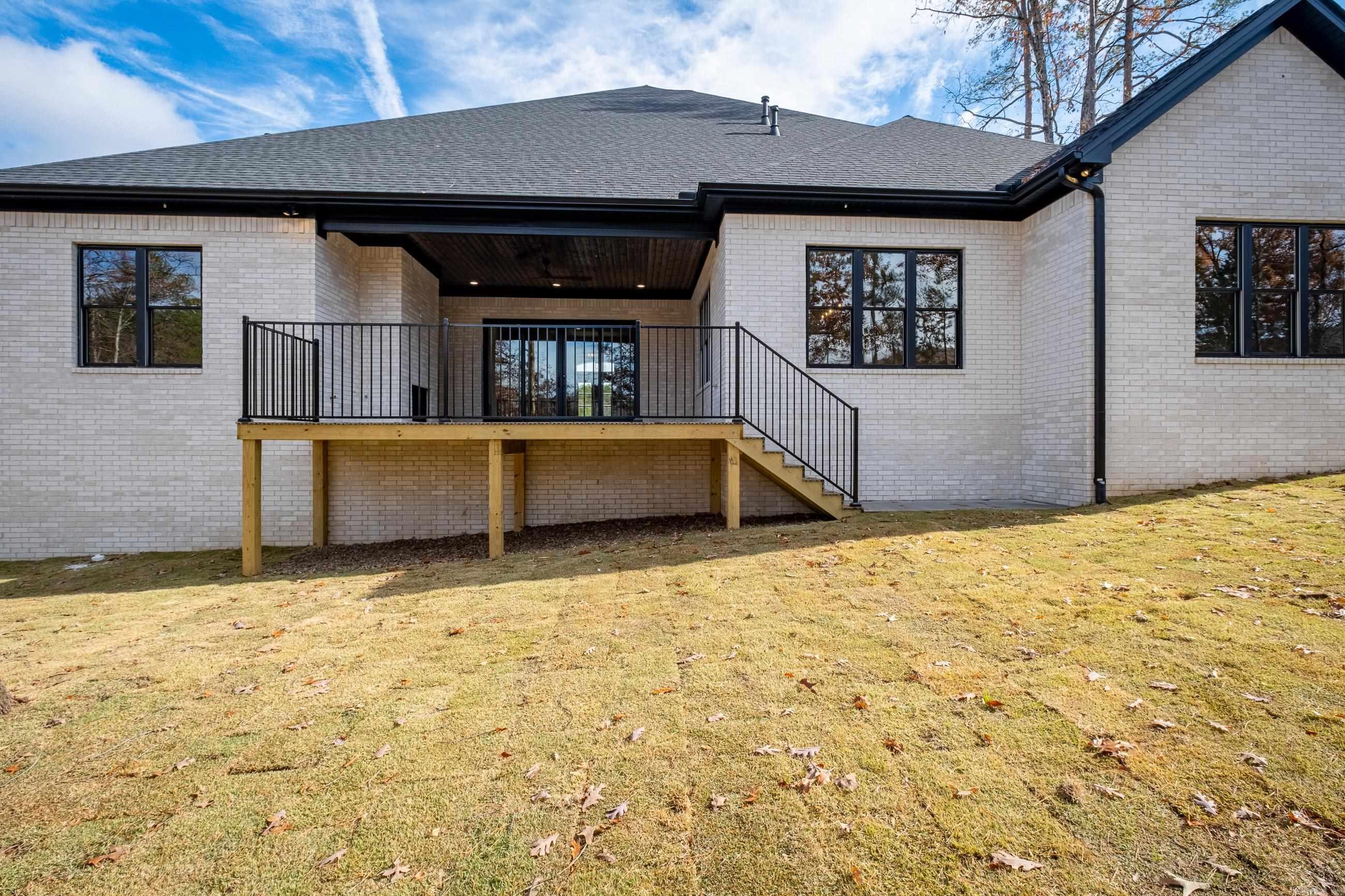 CHENAL VALLEY ABINGTON COURT - Residential