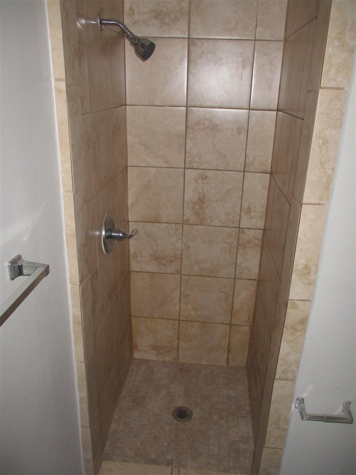 Holly Hill Estates - Residential Lease