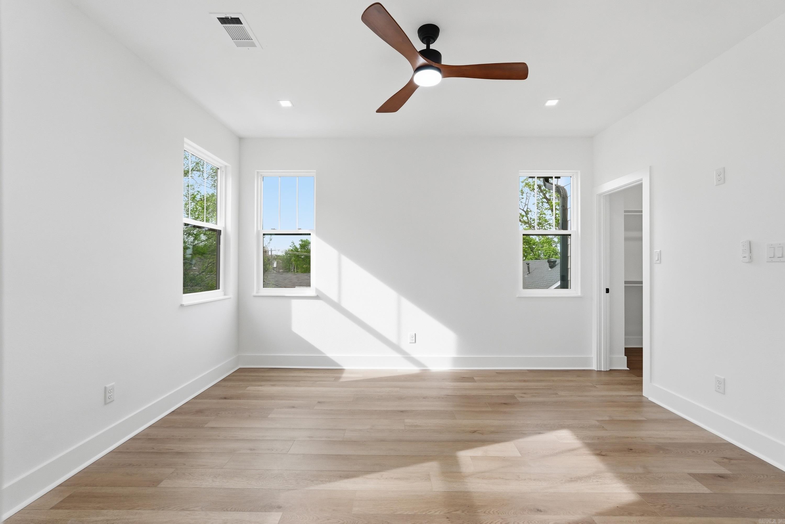 DUVALLS - Residential