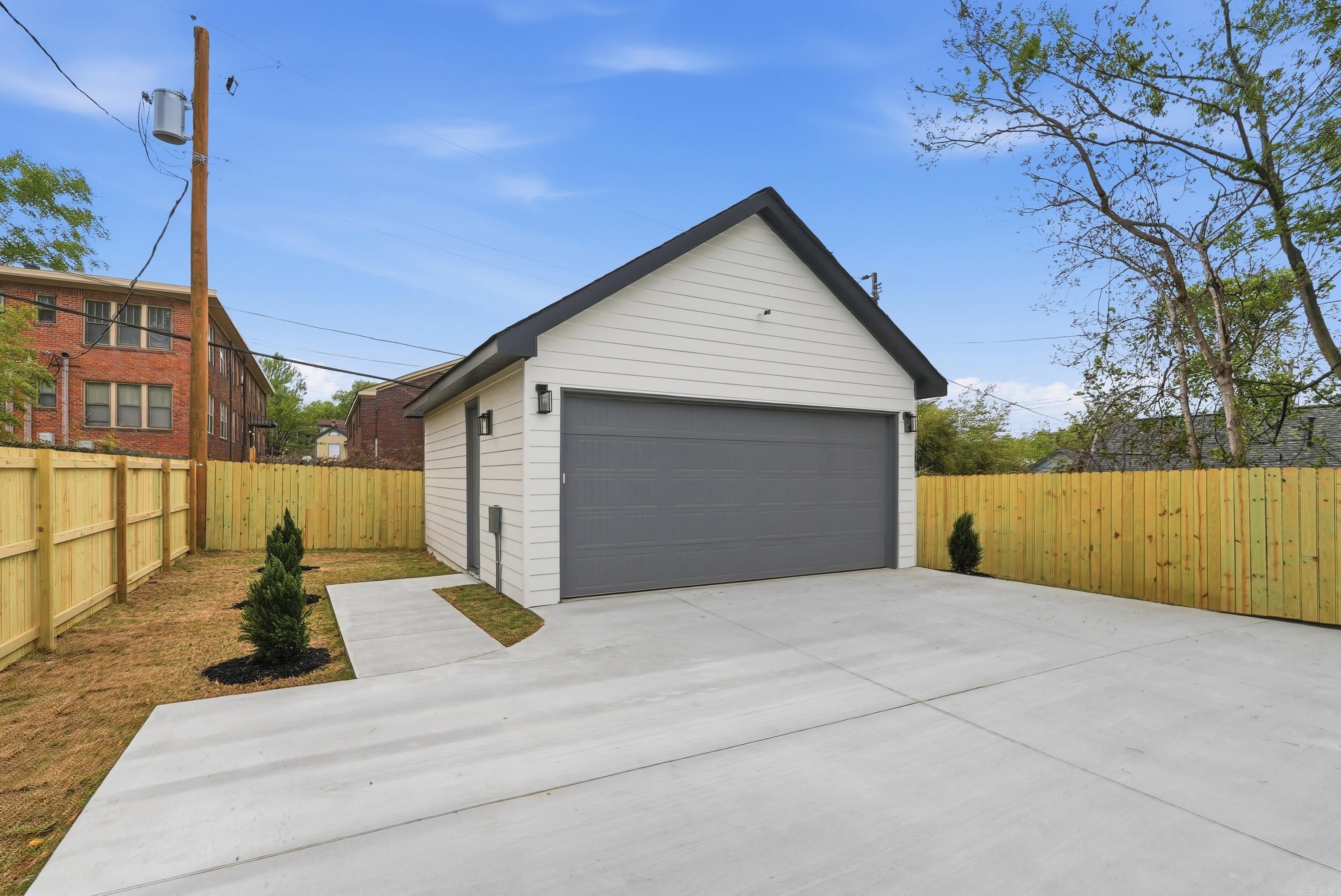 DUVALLS - Residential