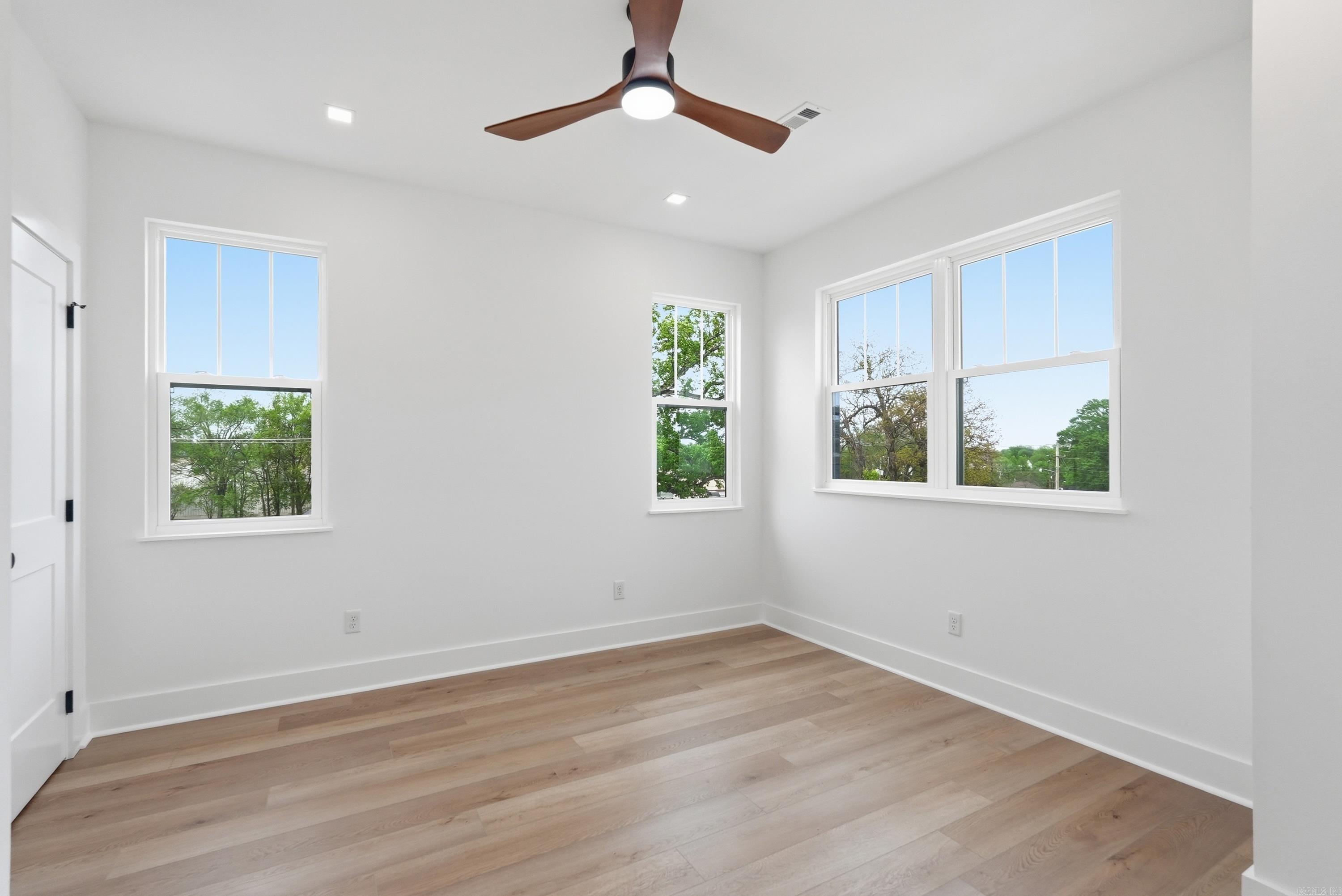 DUVALLS - Residential