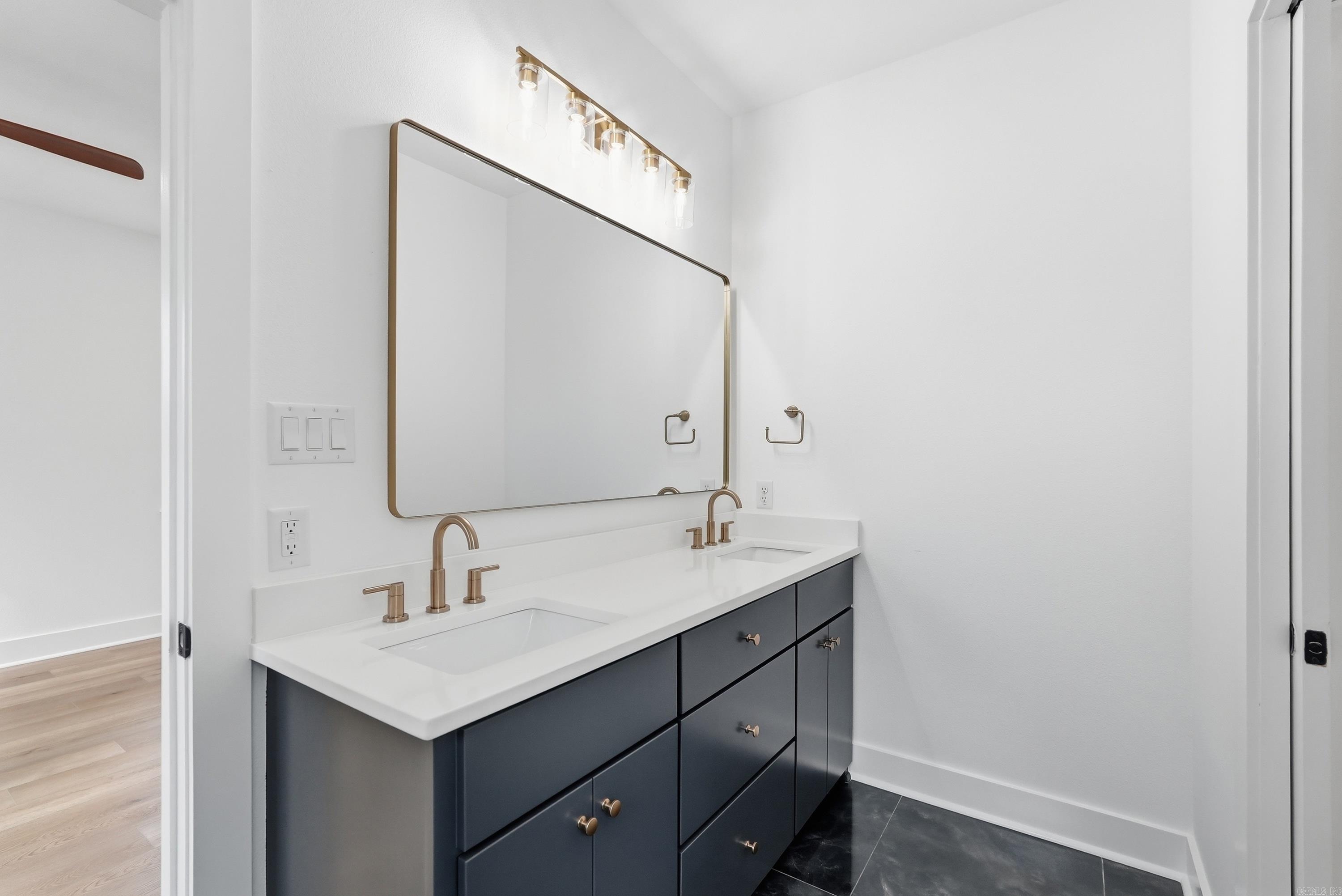 DUVALLS - Residential