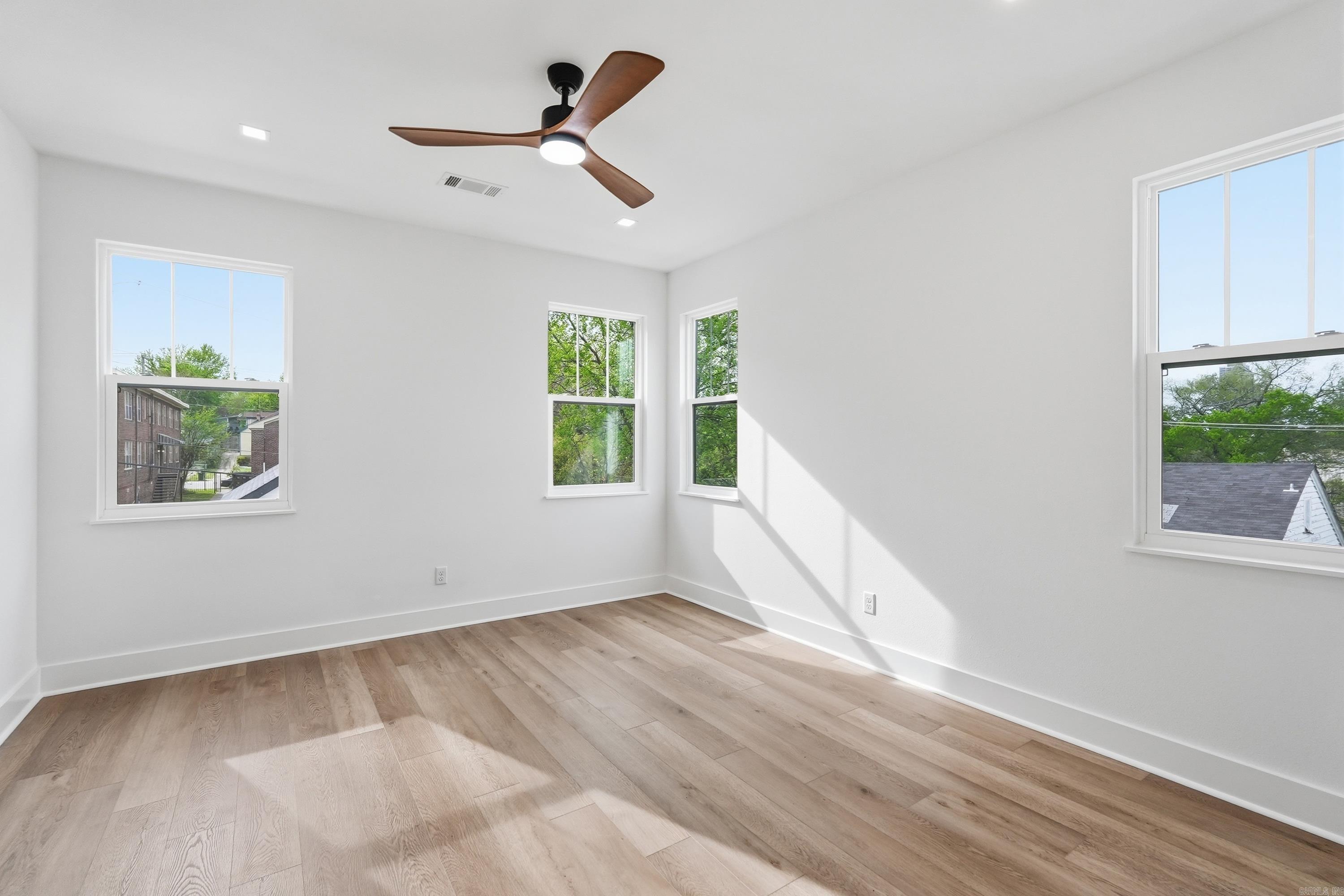 DUVALLS - Residential