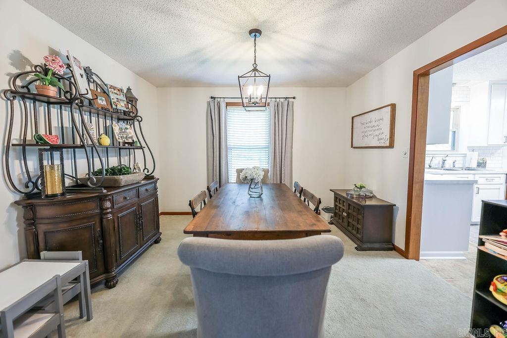 WOODLAND HILLS - Residential