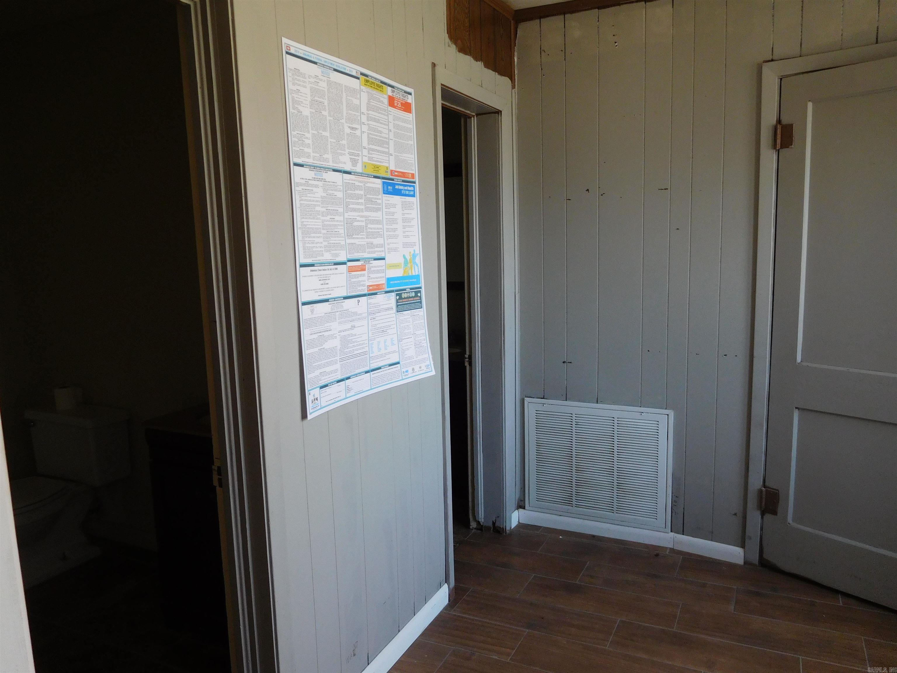 OT Rector - Commercial Sale