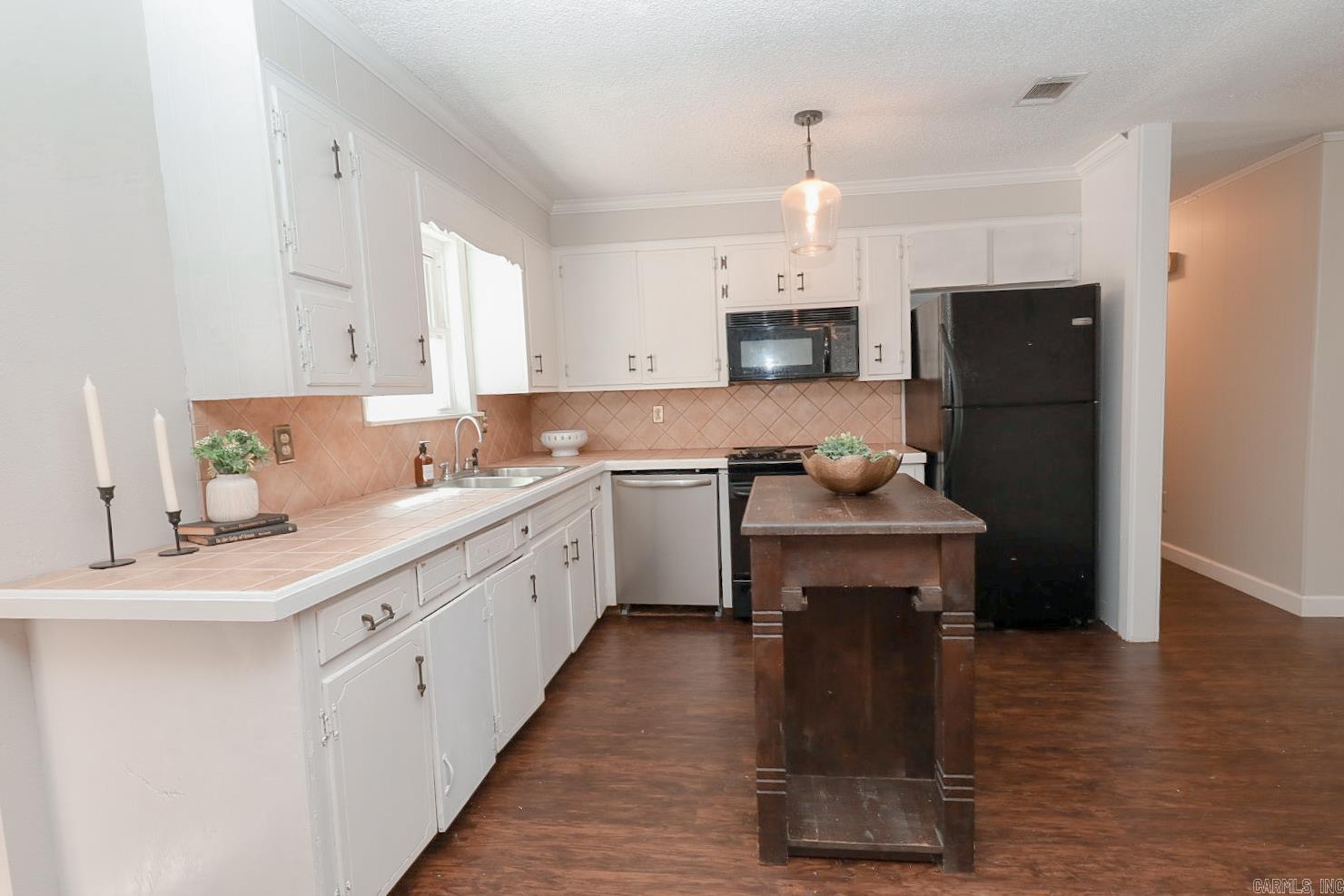 SOUTH BROADMOOR - Residential