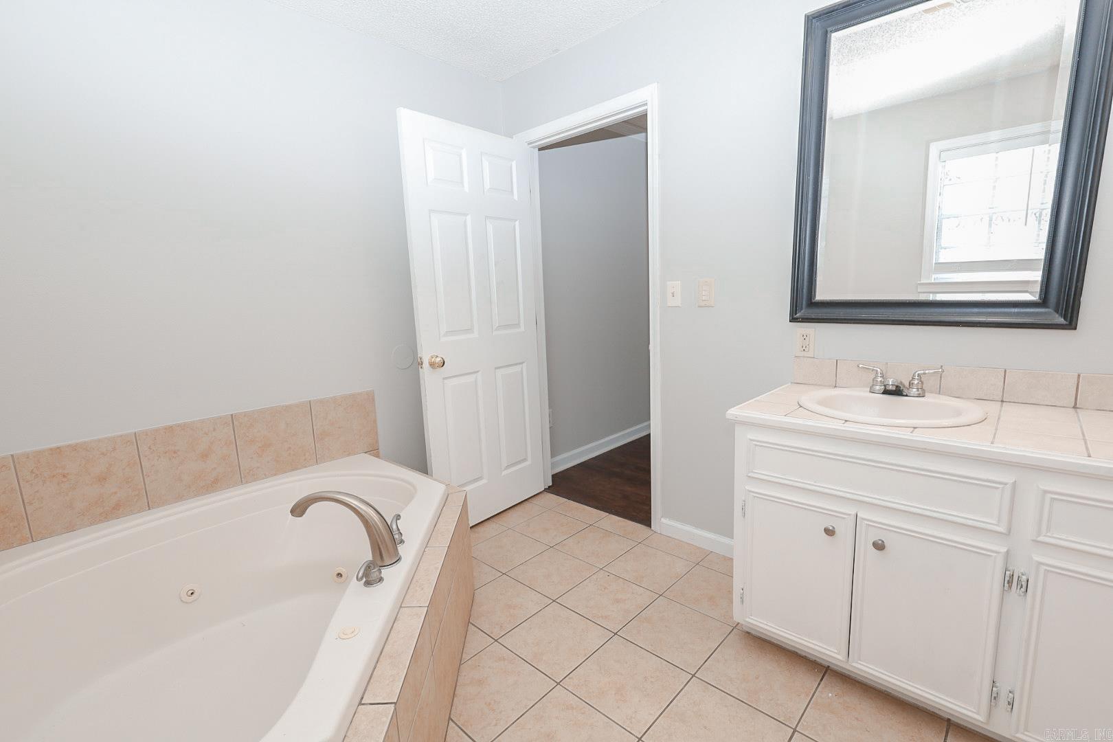 SOUTH BROADMOOR - Residential