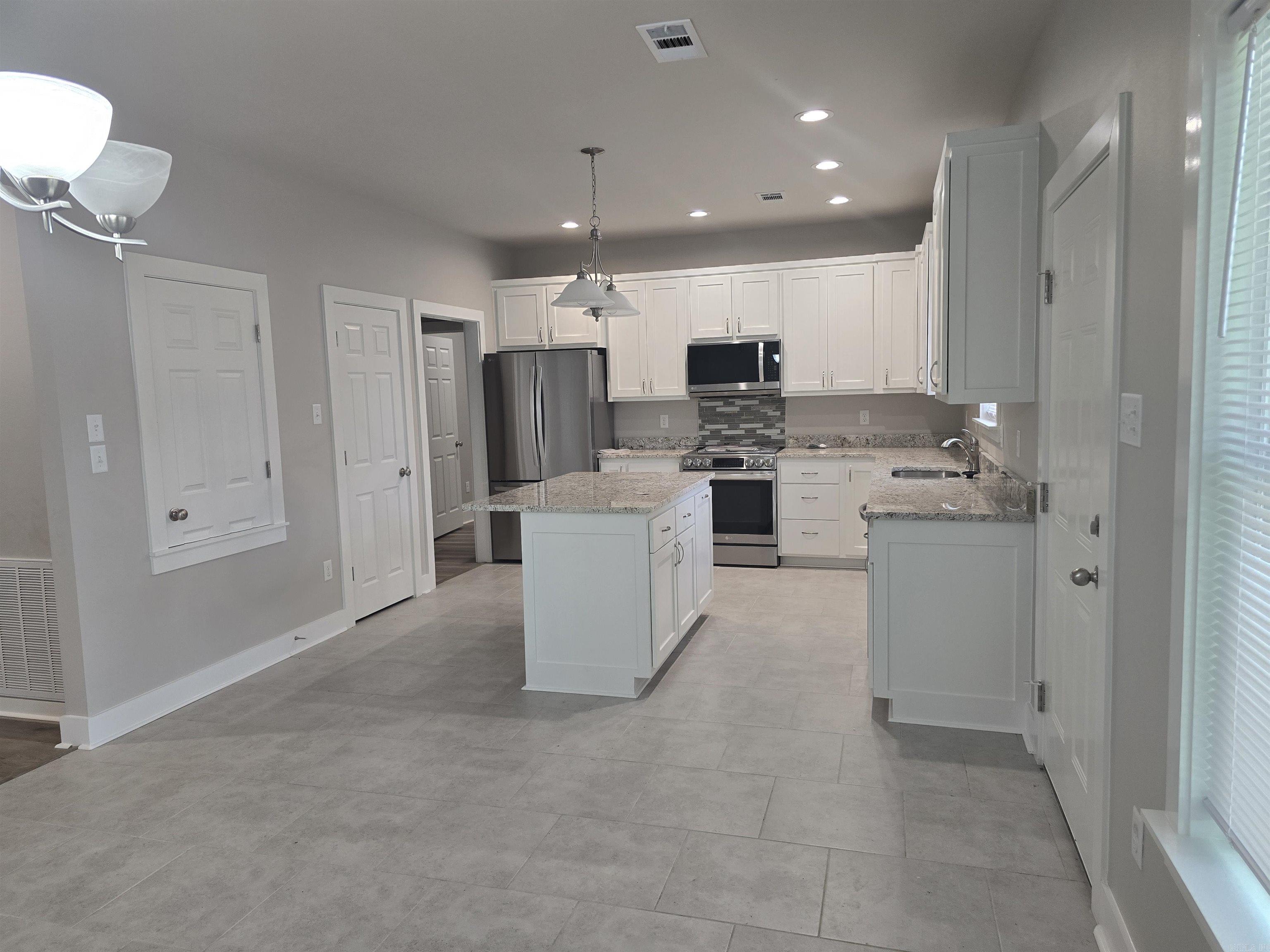Creekwood - Residential