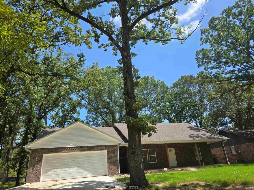 Beautiful home open plan 3 large bedrooms  plus 3 baths. designer vinyl wood look floors through out home. Granite cabinet tops! Priced to sell don't miss this one! Fenced back yard. Blinds throughout home. Complete with washer, dryer, refrigerator, and home warranty.
