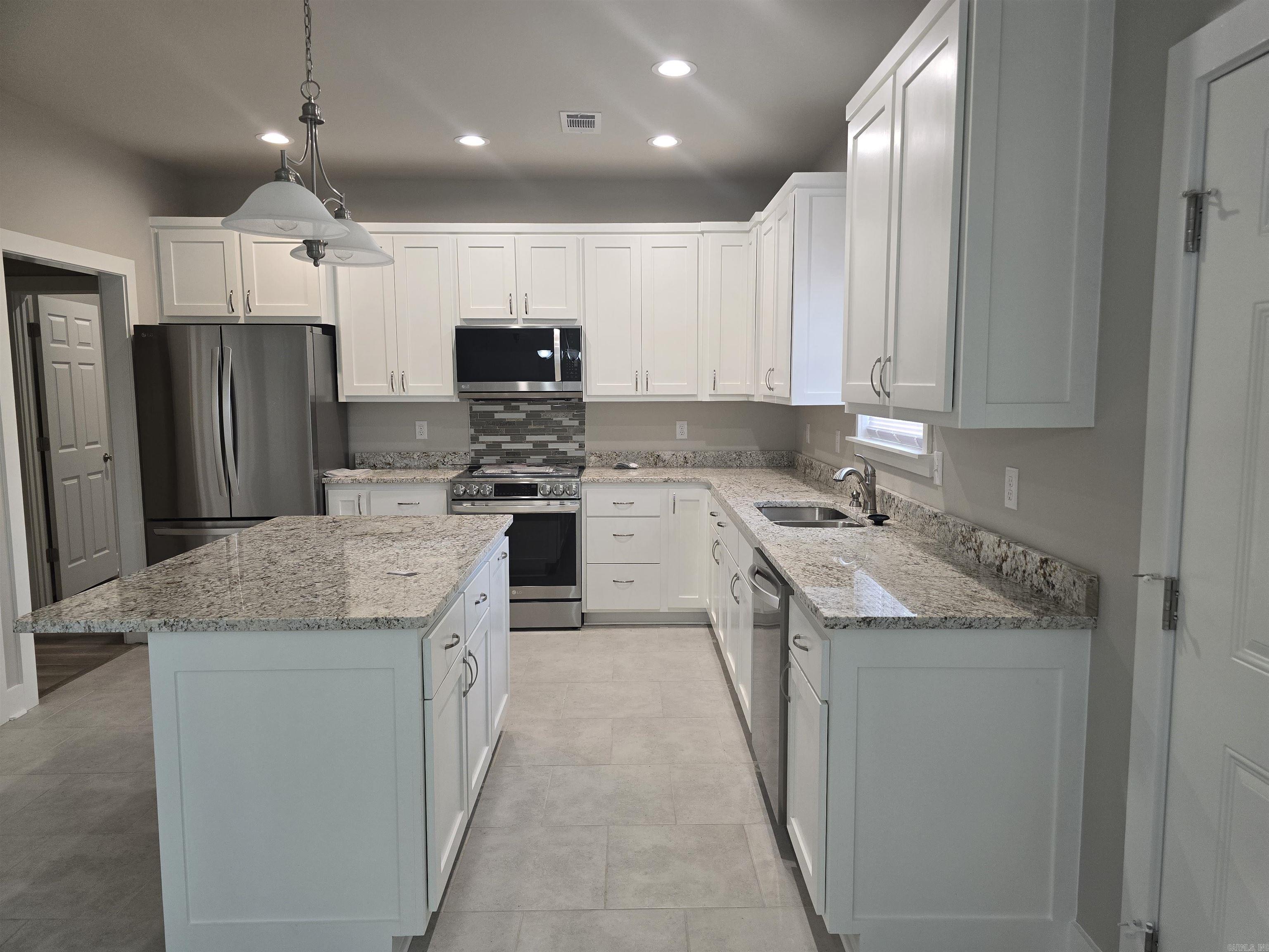 Creekwood - Residential