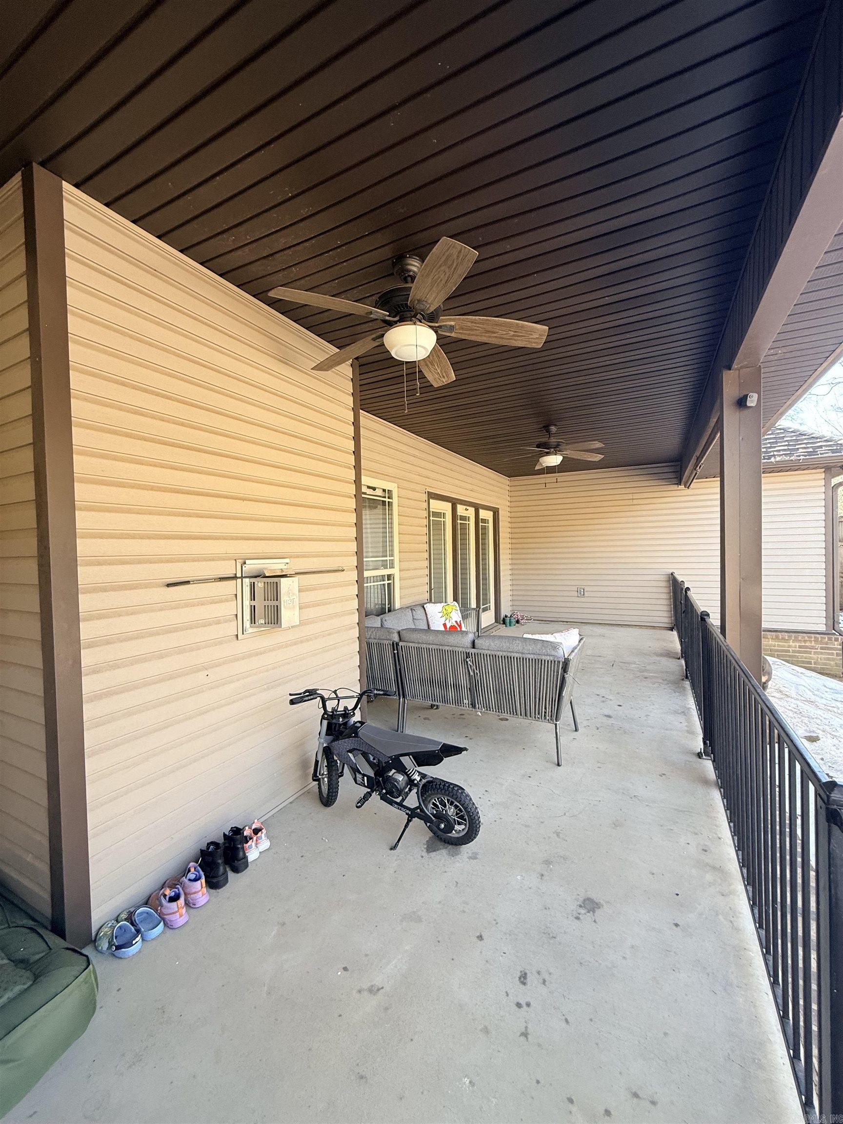 THE MEADOWS - Residential