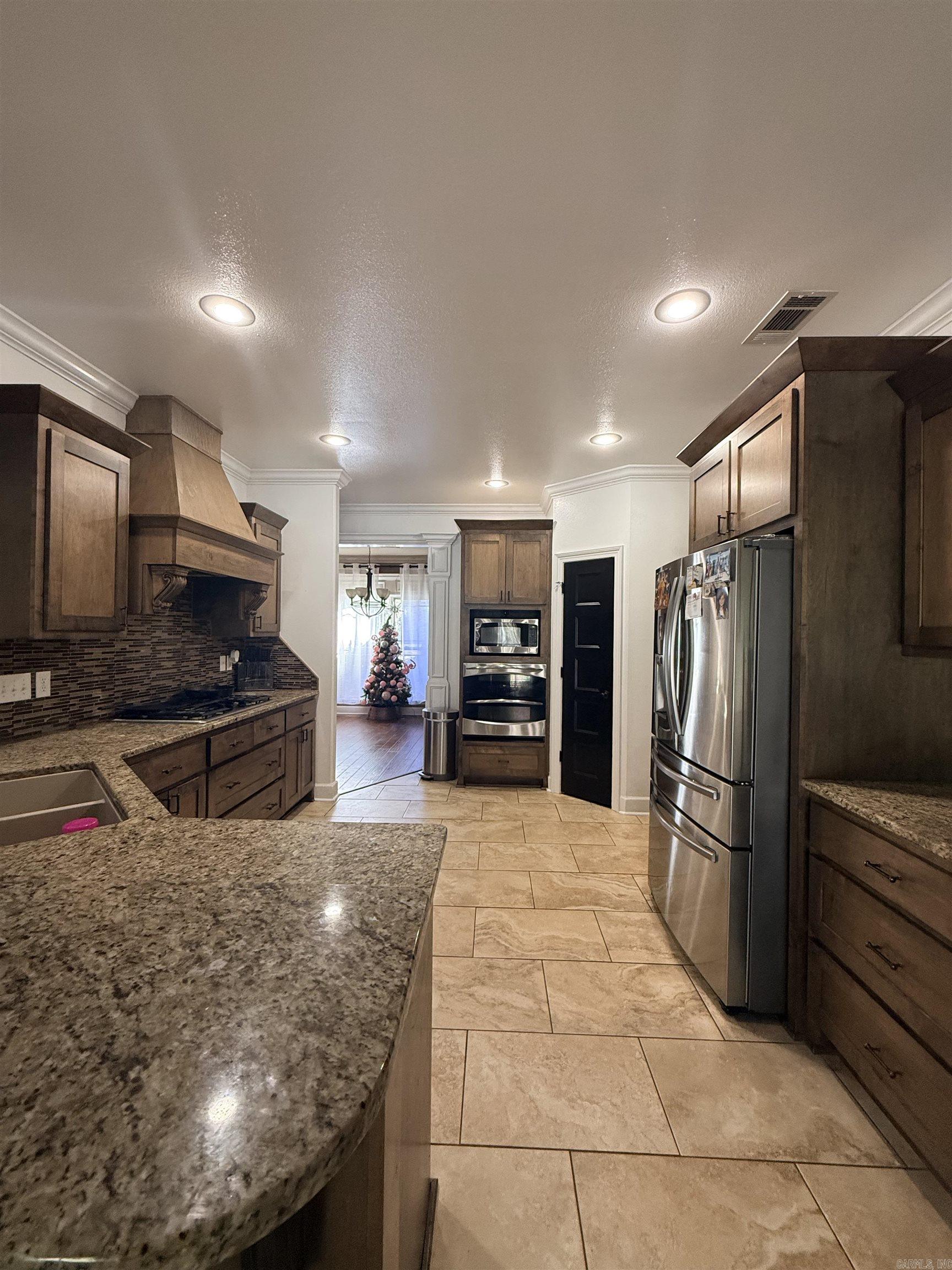 THE MEADOWS - Residential