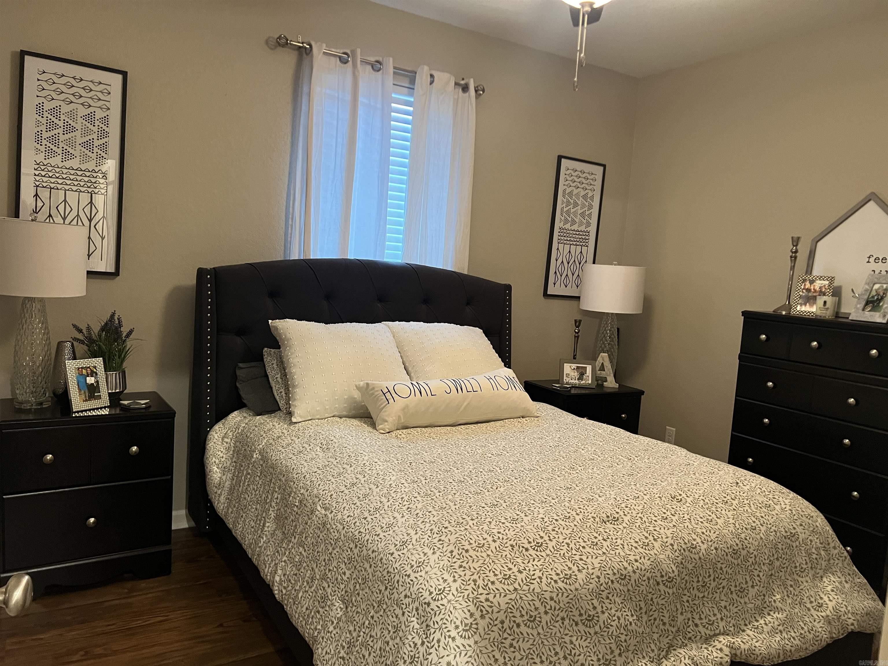 JACOB CREEK - Residential