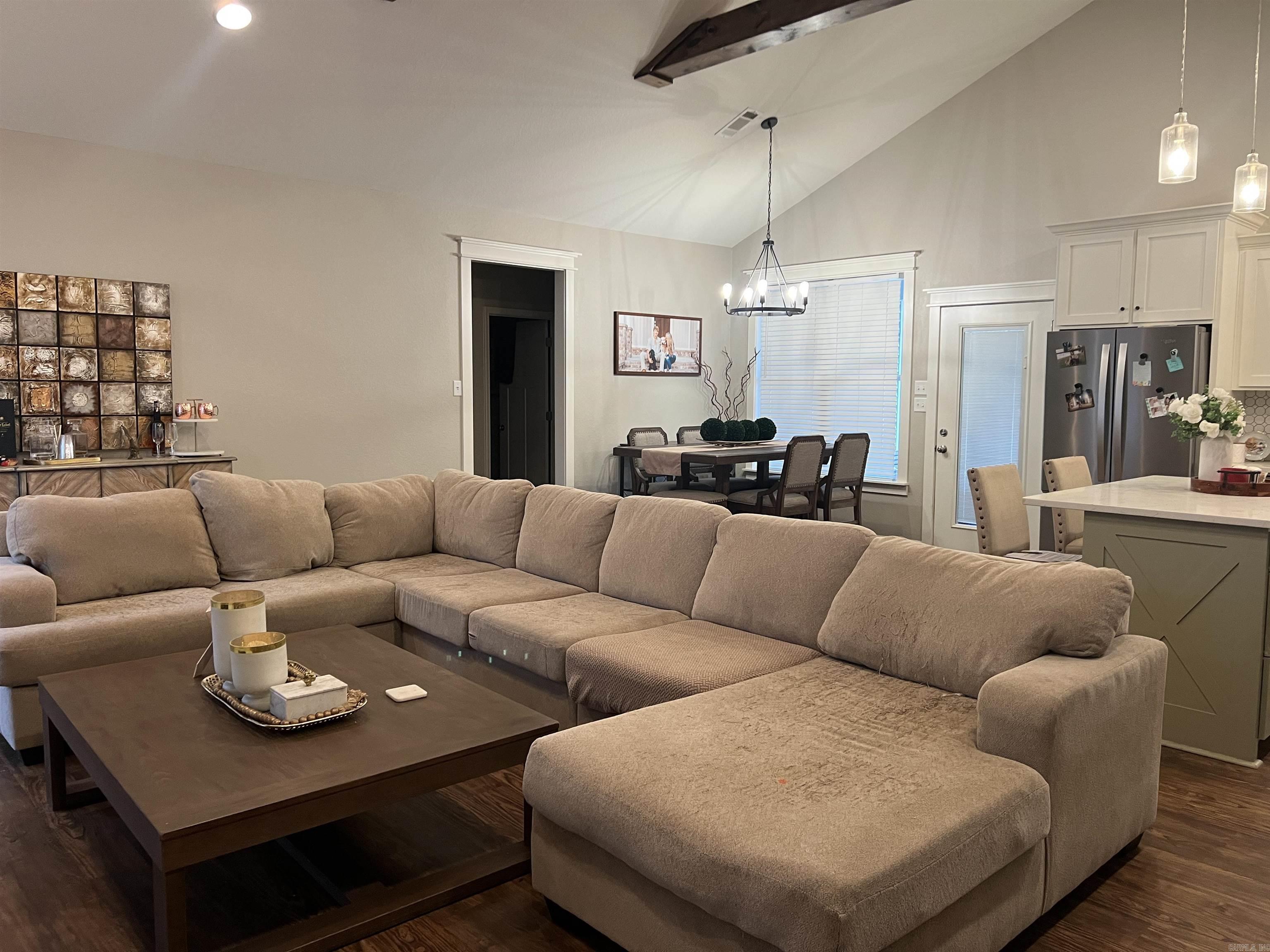 JACOB CREEK - Residential