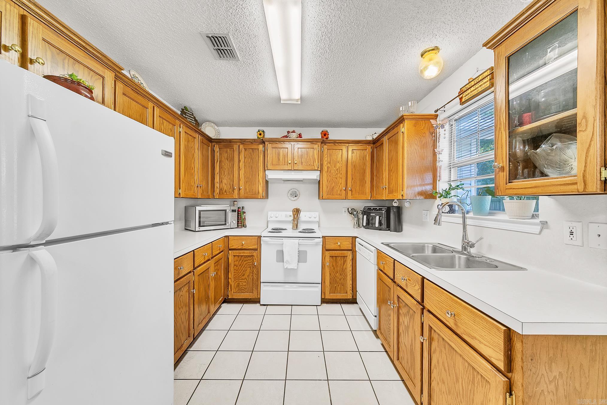 WOODBRIDGE - Residential