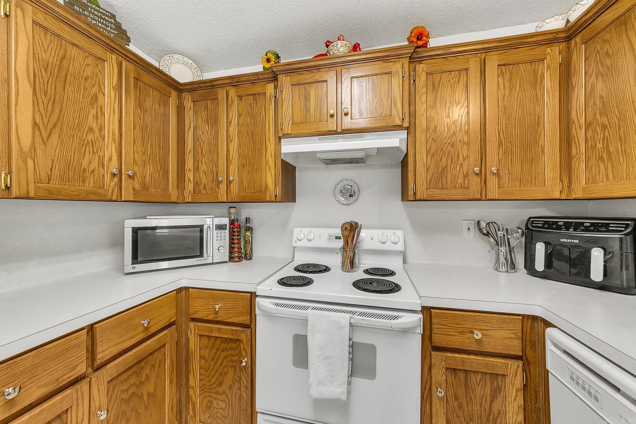 WOODBRIDGE - Residential