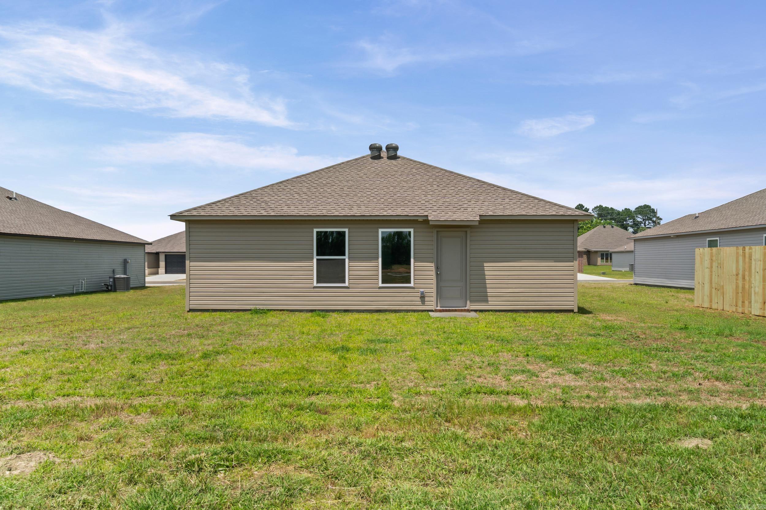 SOUTHFORK RANCH S/D PH I - Residential