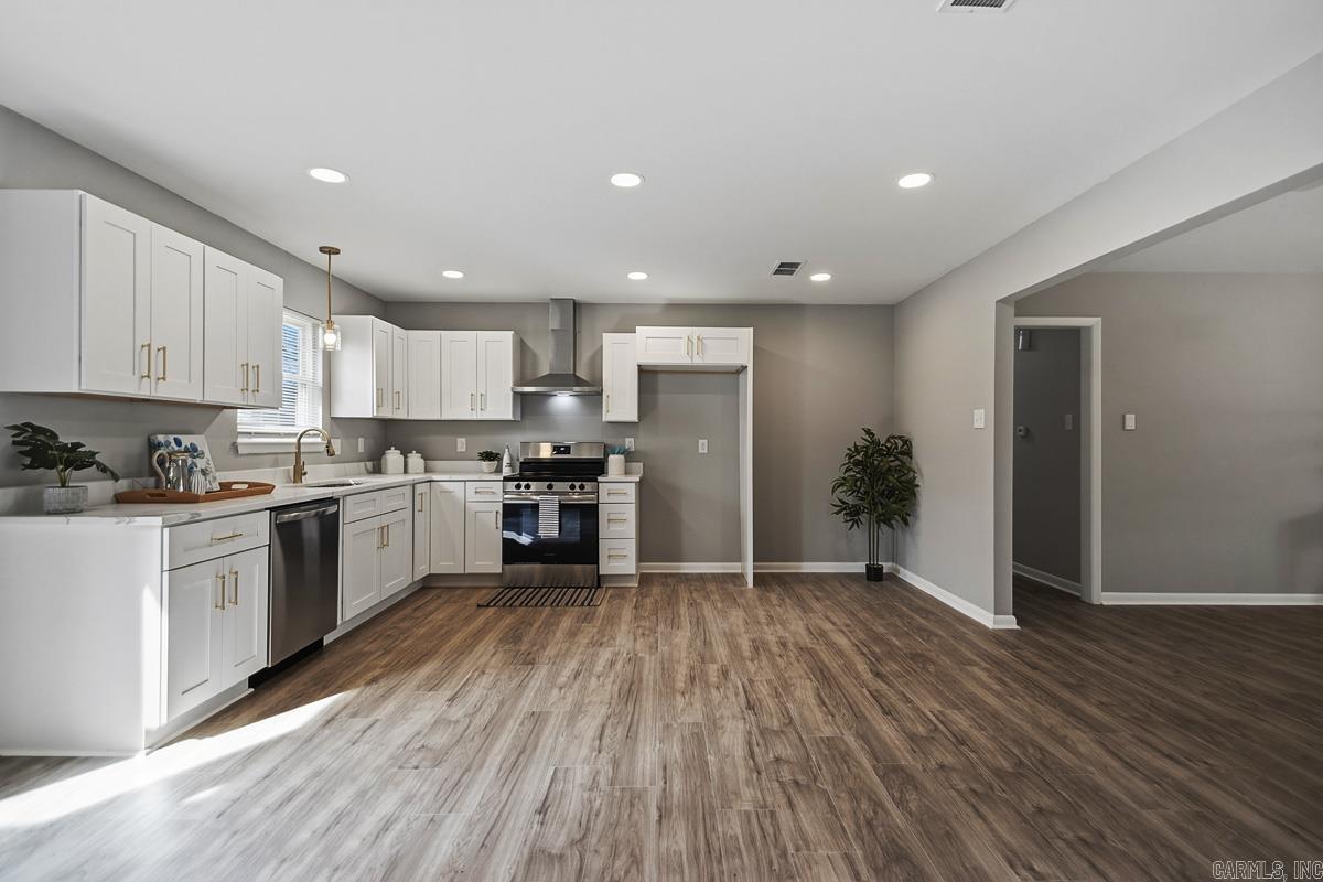 TANGLEWOOD - Residential