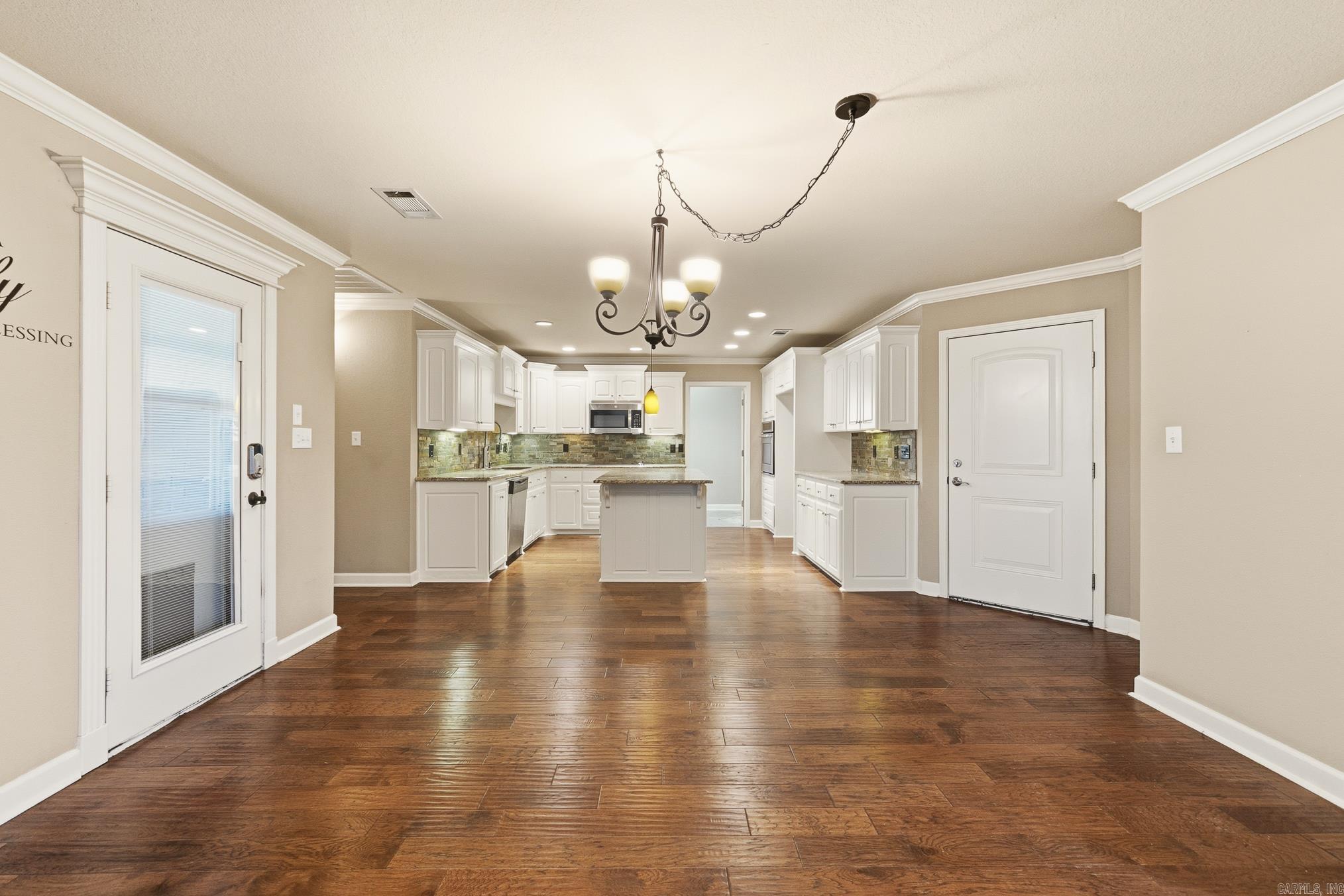 CEDAR CREEK - Residential