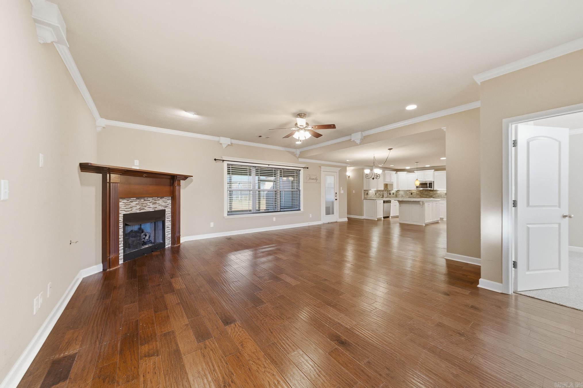 CEDAR CREEK - Residential