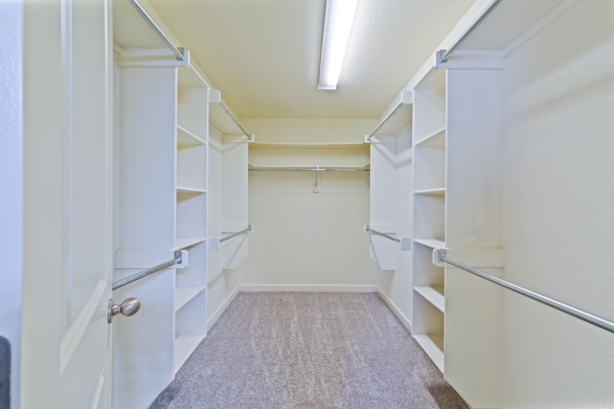 CEDAR CREEK - Residential