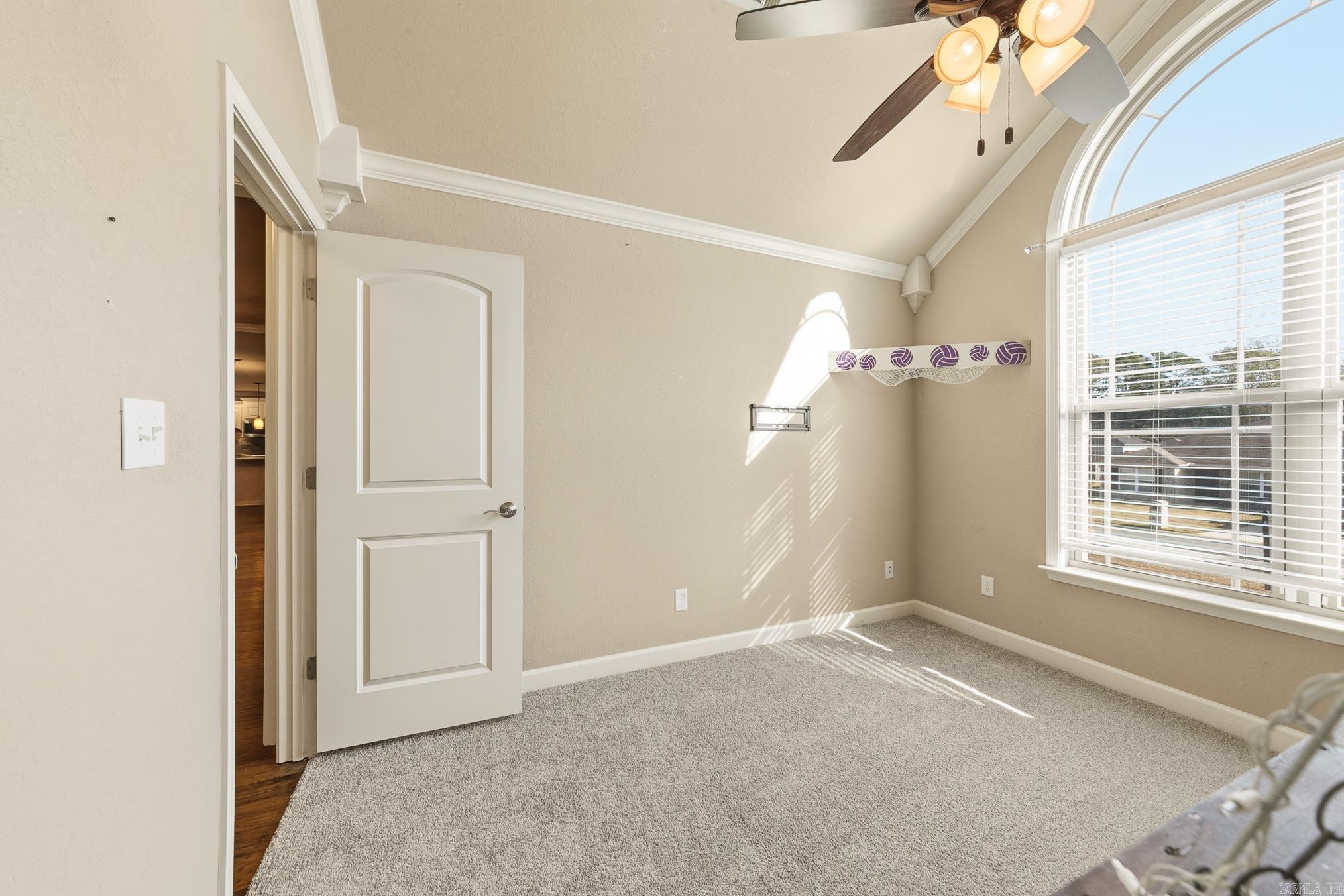 CEDAR CREEK - Residential