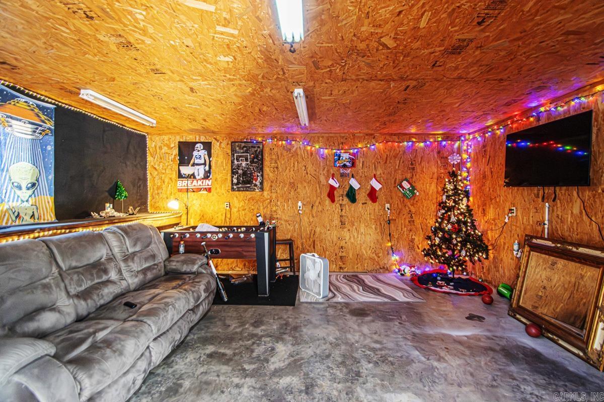 BROWNWOOD - Residential