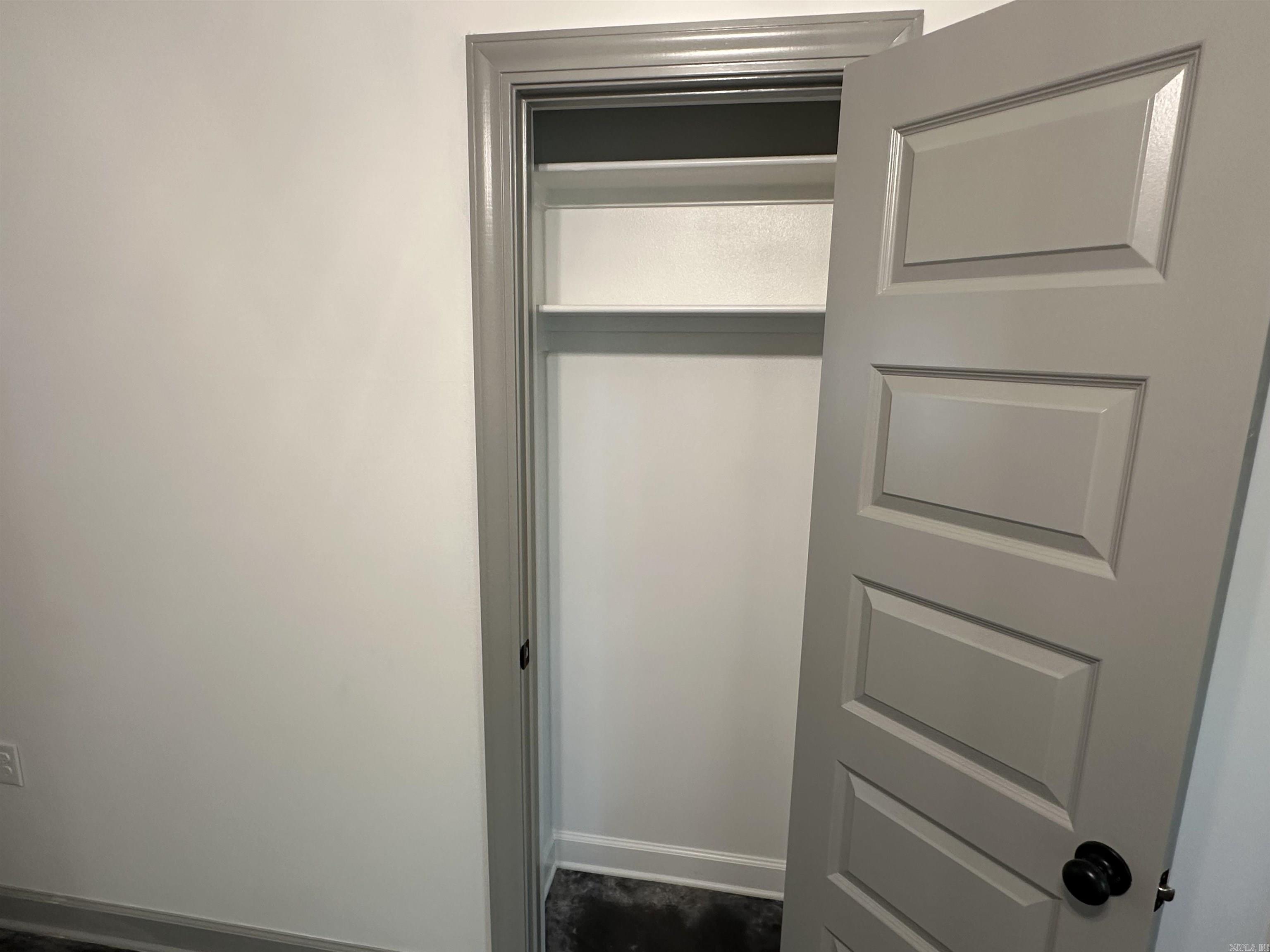 nil - Residential Lease