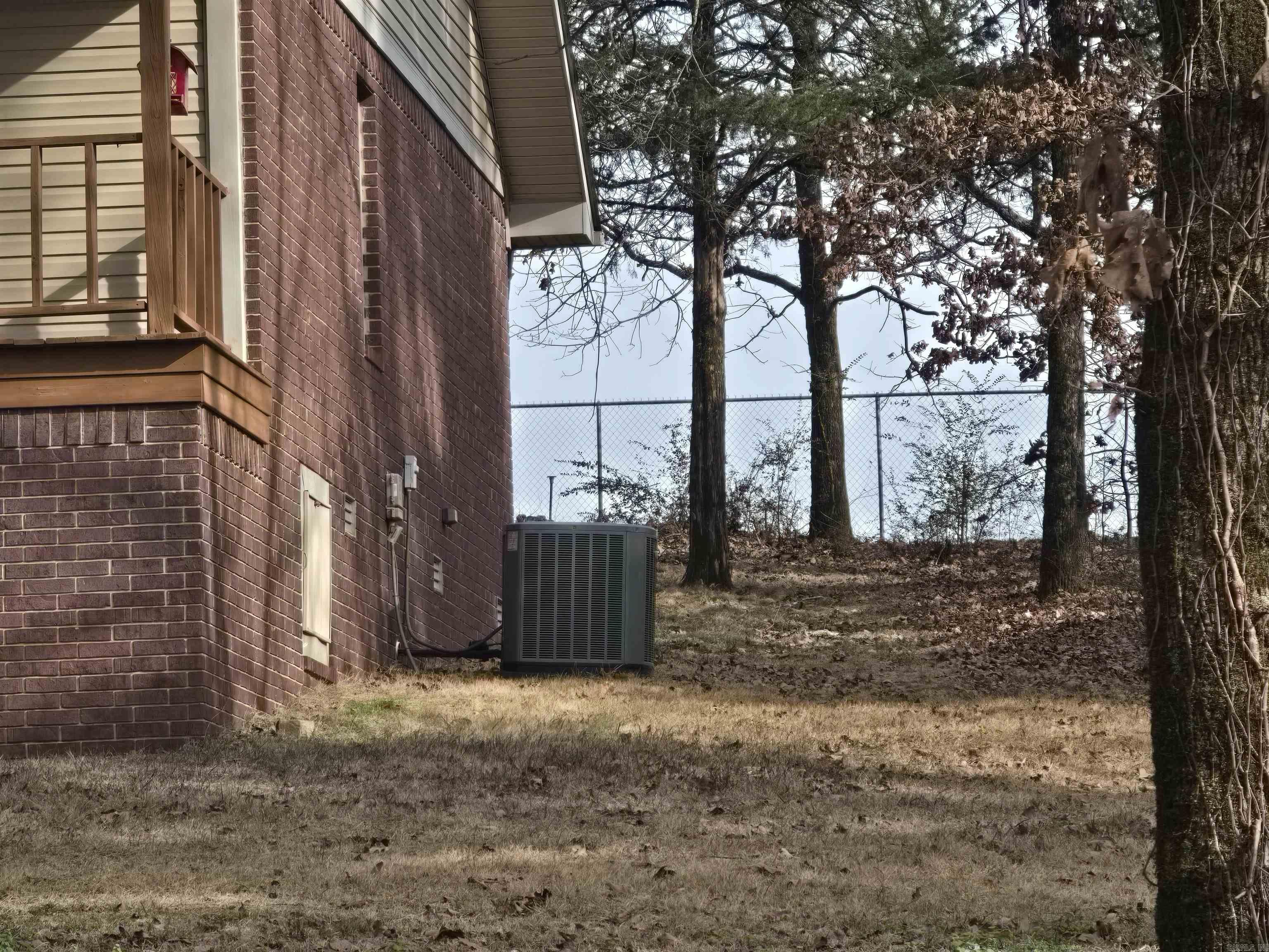 CANEY HILL - Residential